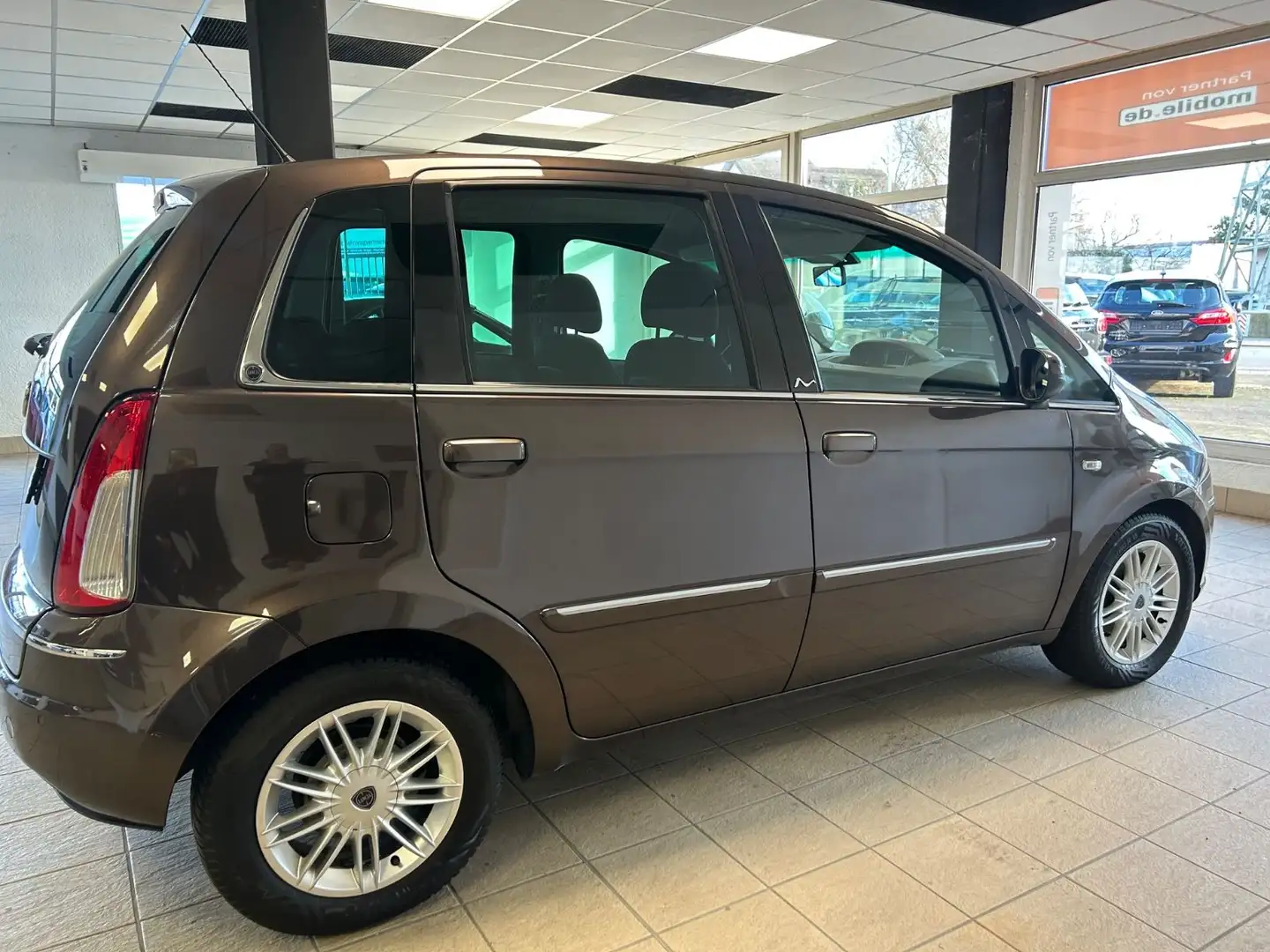 Lancia MUSA 1.4 16v ZAHNRIEMEN BEI 55.808 GEWECHSELT Braun - 2