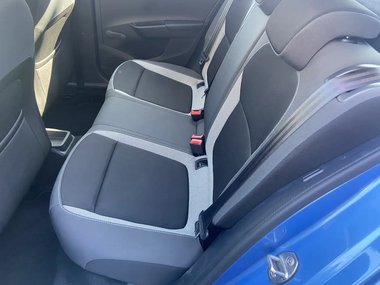 Skoda Fabia Ambition *KLIMA*SitzHeizung*Start/Stop-Anlage+ Bleu - 2