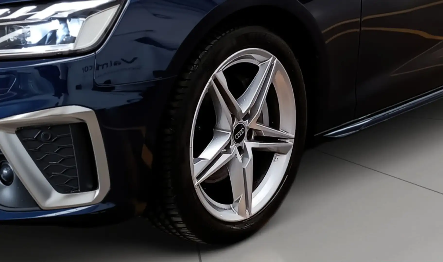 Audi A4 Avant 2.0 tdi mhev 204cv S line edition quattro Bleu - 2