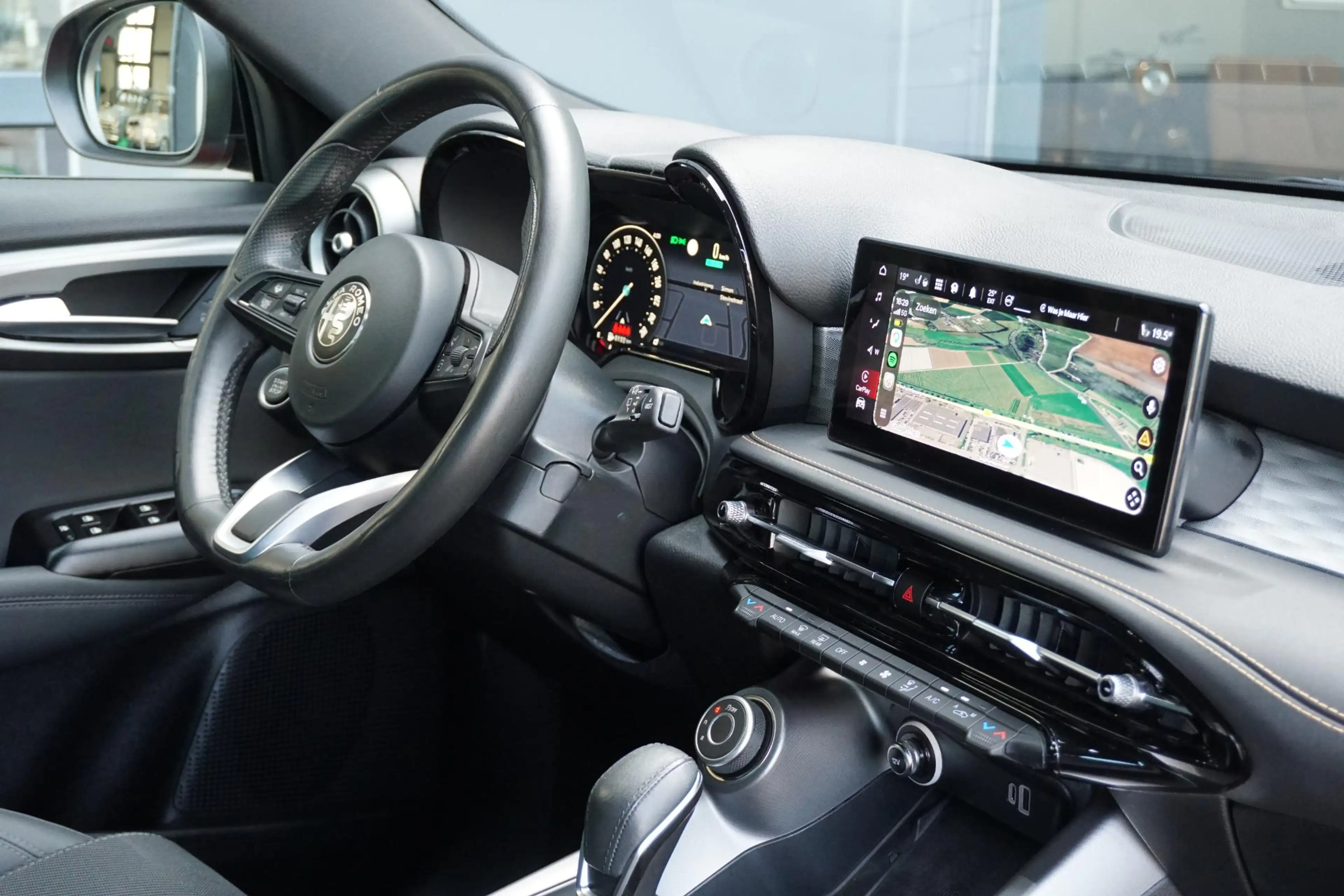 Alfa Romeo Tonale 1.3T PHEV Edizione Speciale 280PK + 360 CAMERA / S — photo 3
