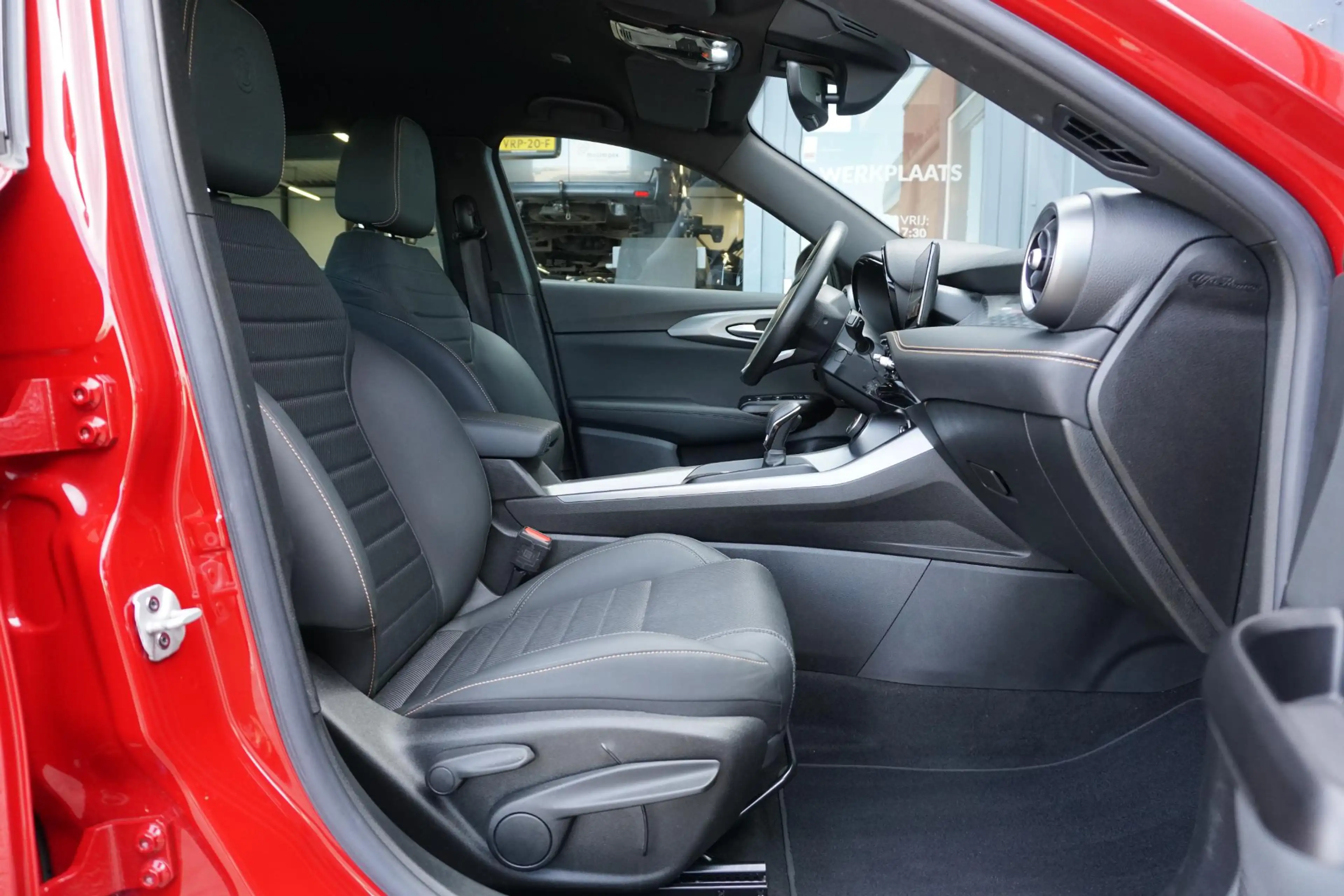 Alfa Romeo Tonale 1.3T PHEV Edizione Speciale 280PK + 360 CAMERA / S — photo 9