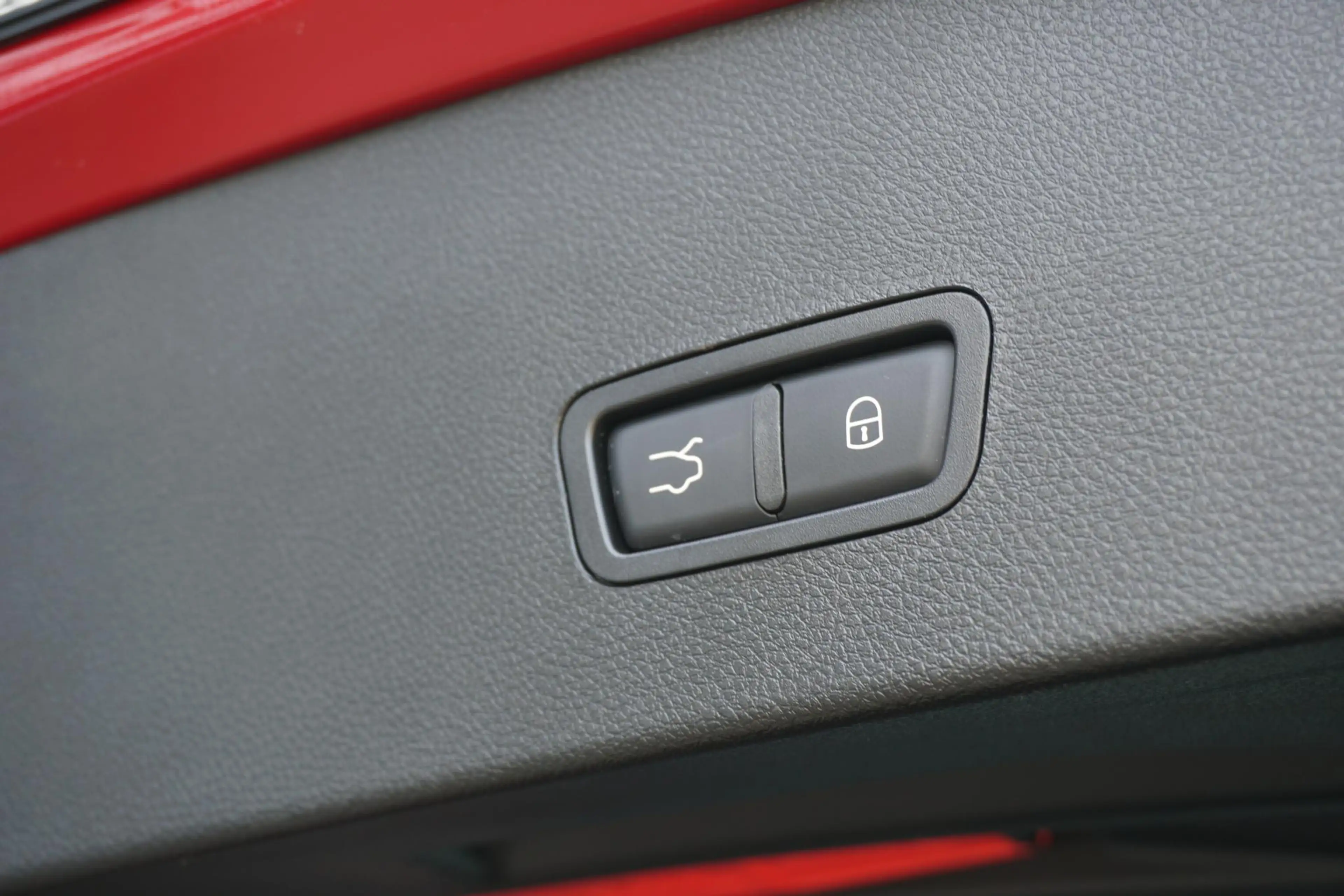 Alfa Romeo Tonale 1.3T PHEV Edizione Speciale 280PK + 360 CAMERA / S — photo 13