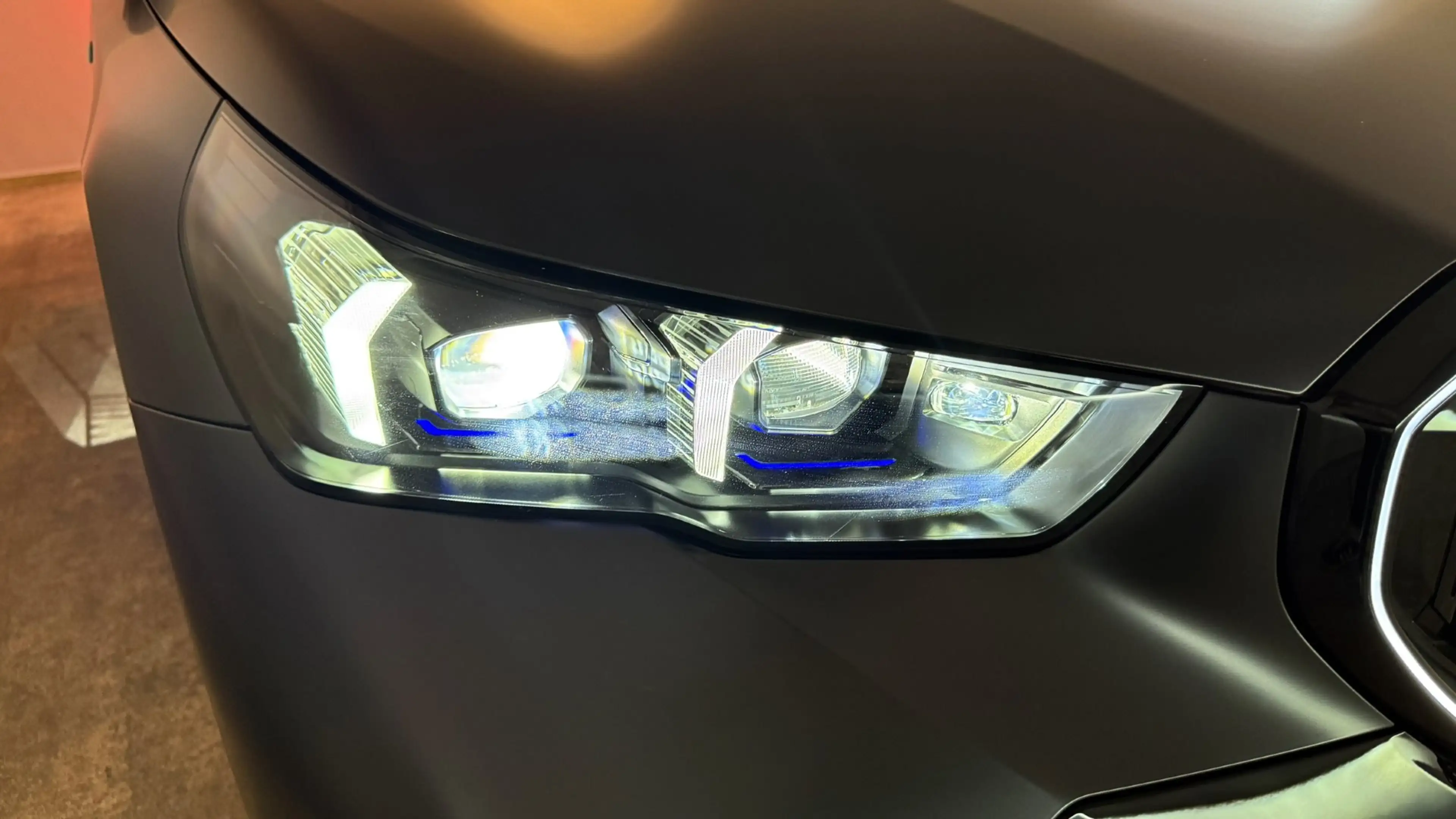 BMW 540 d xDrive — photo 4