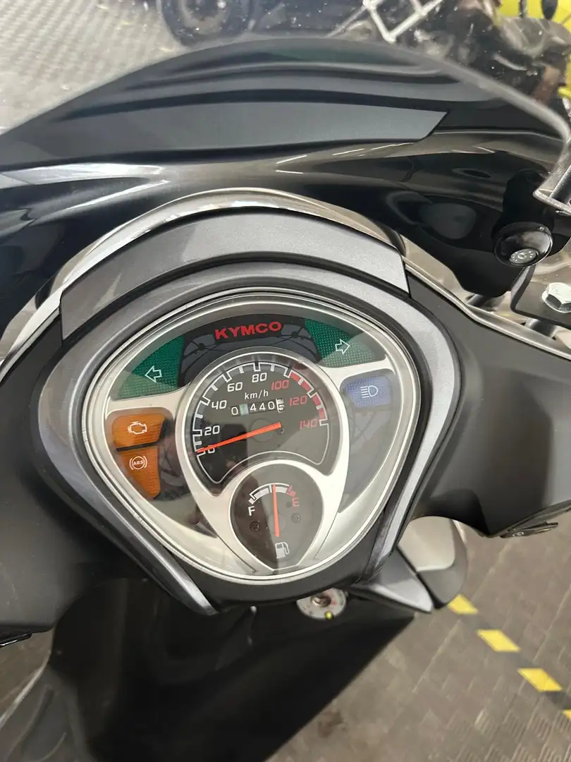 Kymco People One 125i ABS Argento - 2