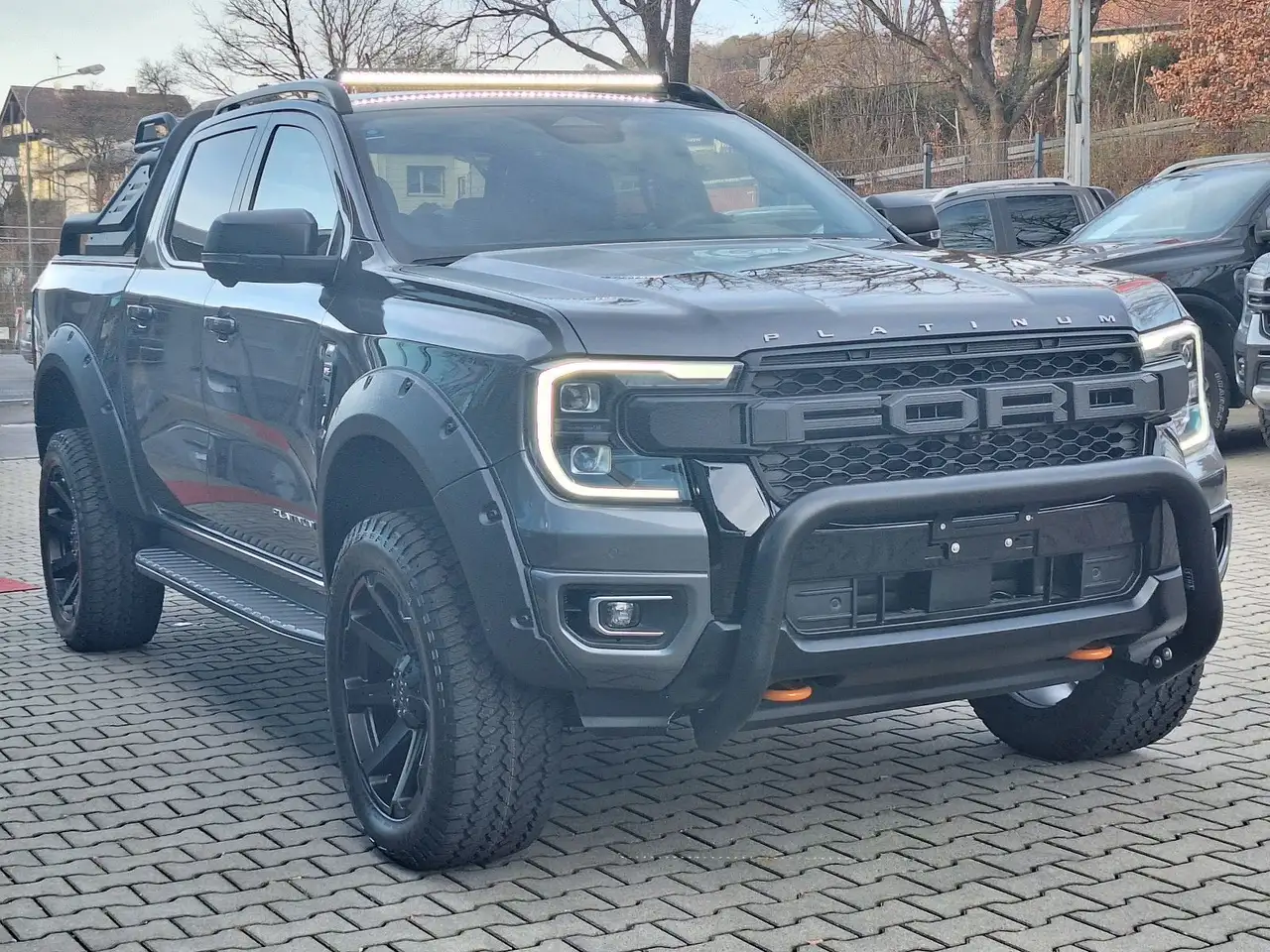 Ford Ranger Platinum 3,0d UMBAU Tech73 AHK Rollo Standhzg 2