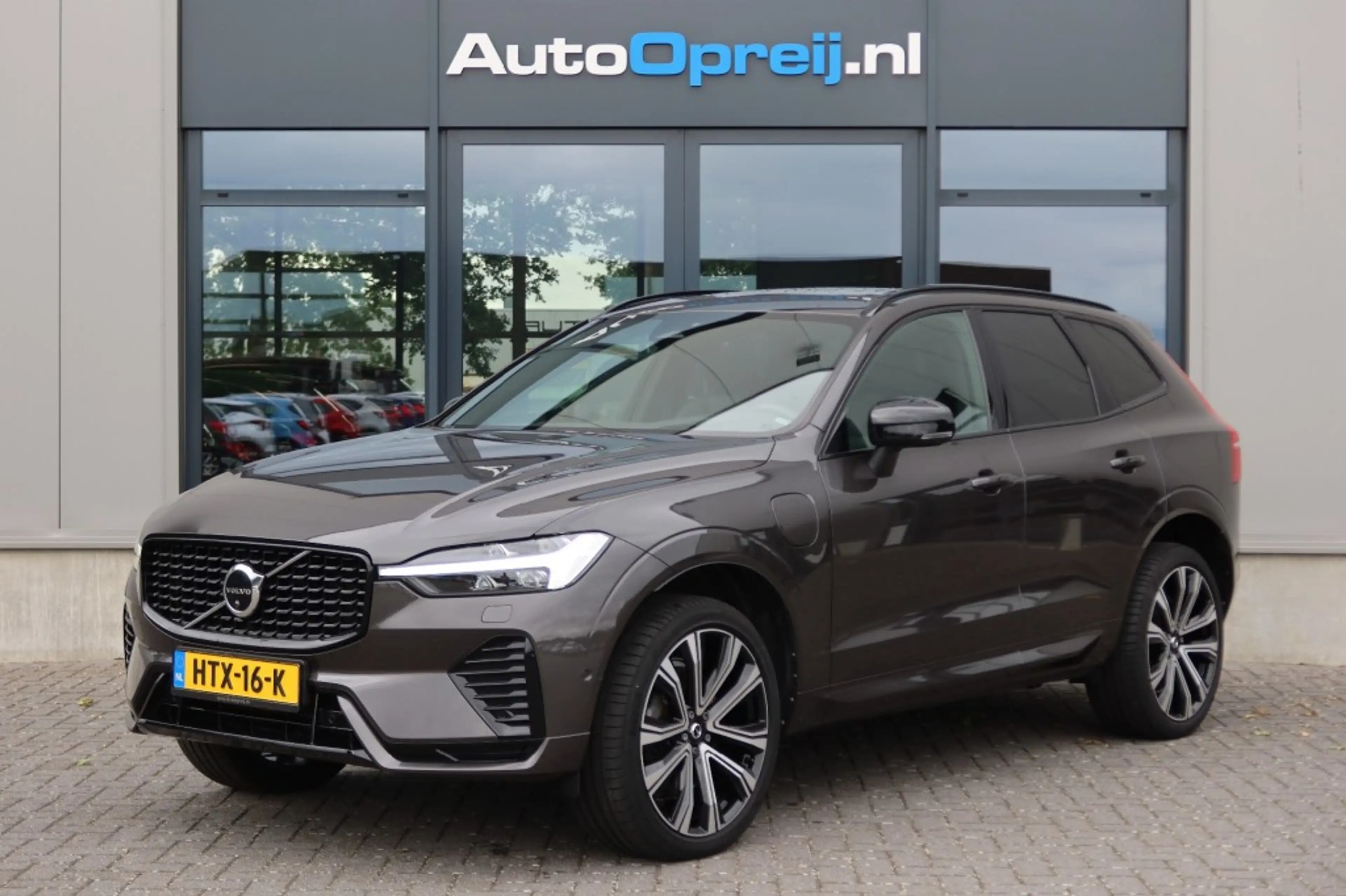 Volvo XC60 2.0 T8 AWD 456pk Inscription Exclusive Panoramadak