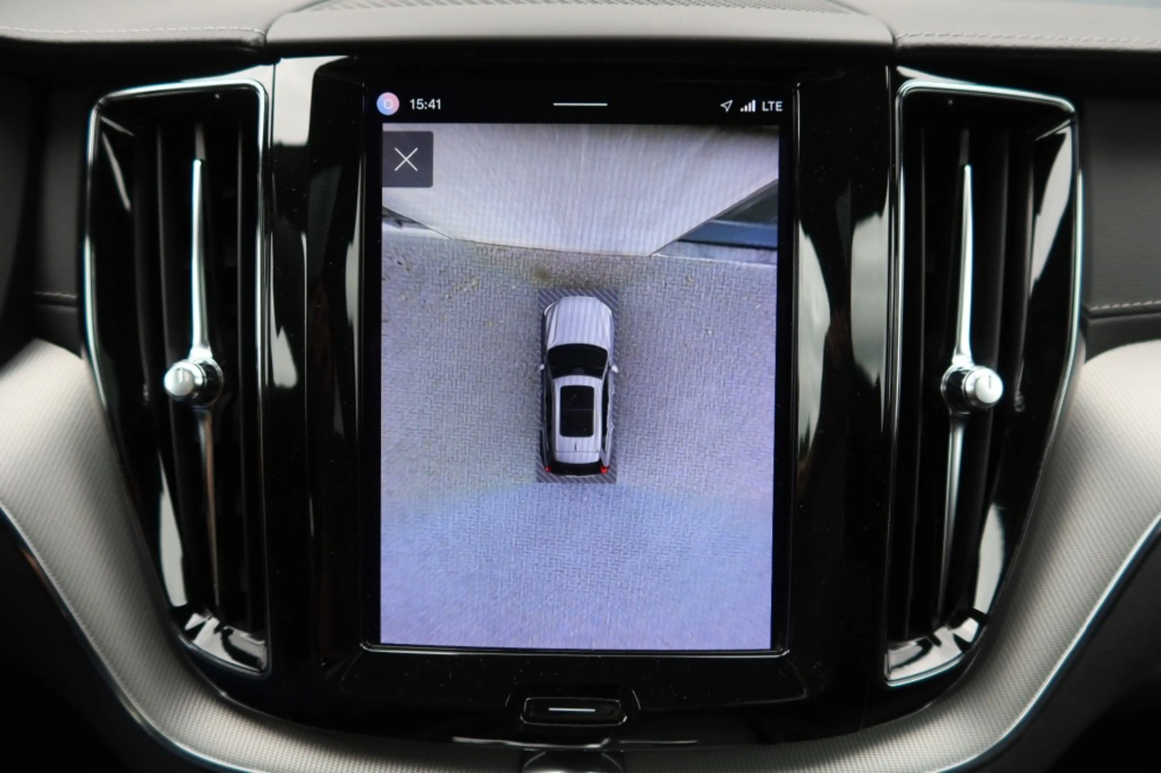 Volvo XC60 2.0 T8 AWD 456pk Inscription Exclusive Panoramadak — photo 9