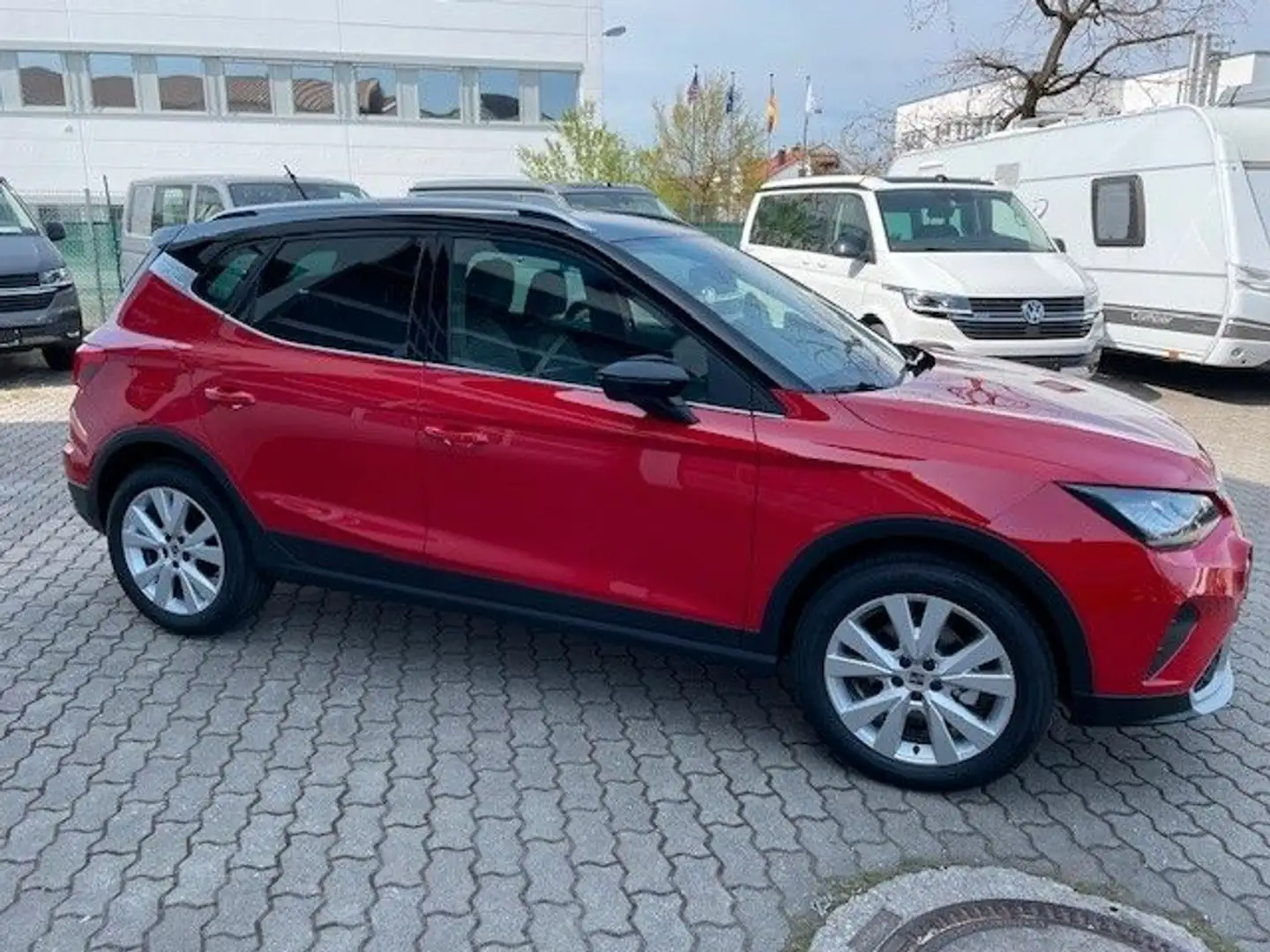 SEAT Arona Xperience LED GRA Climatronic SZH Red - 1