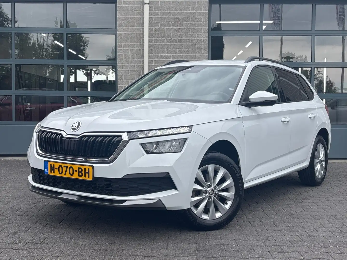 Skoda Kamiq 1.0 TSI Sport Business Wit - 1