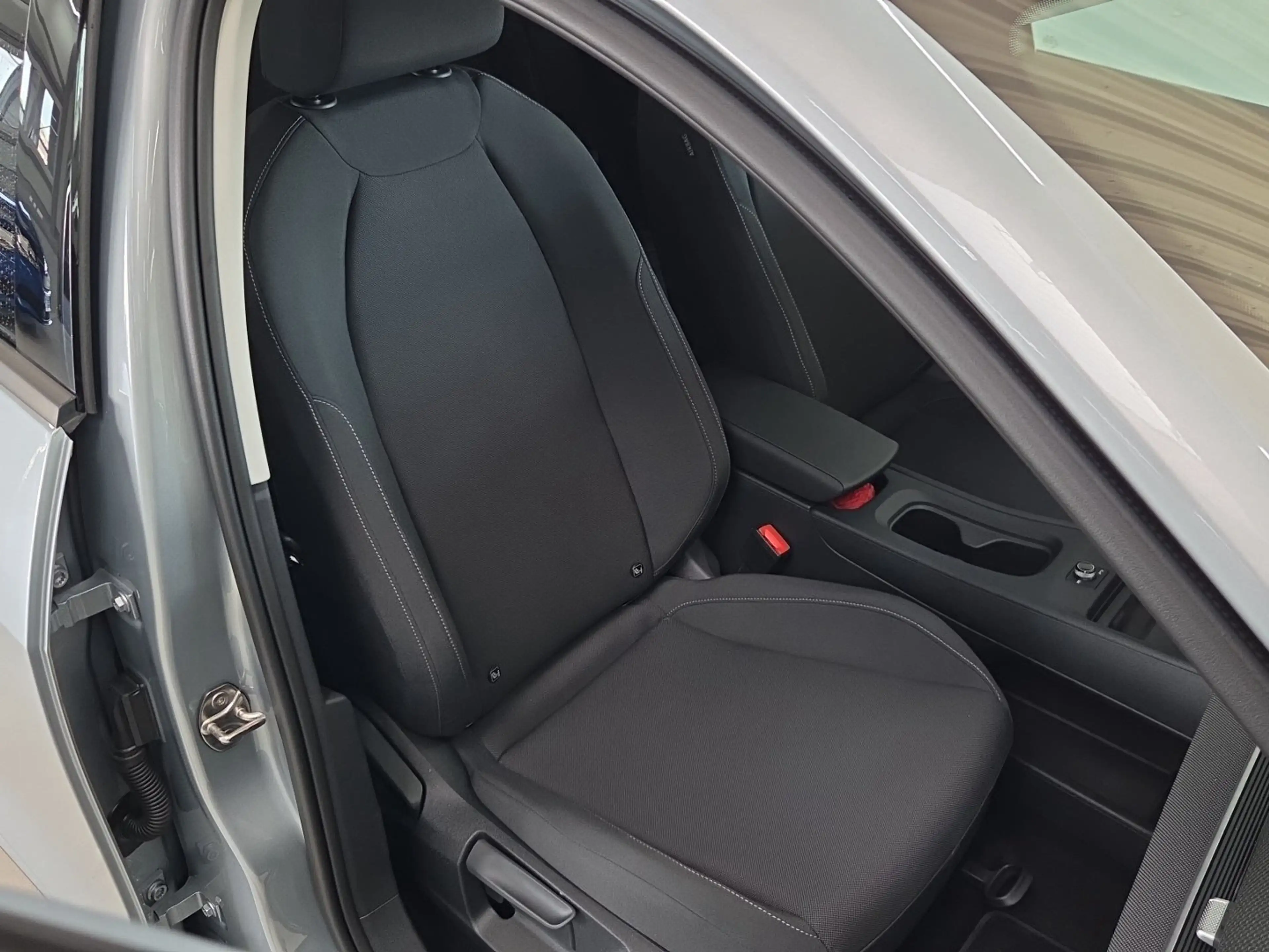 Volkswagen ID. Polo VW ID. Polo Life Edition 155 kW - 52 kWh — photo 12