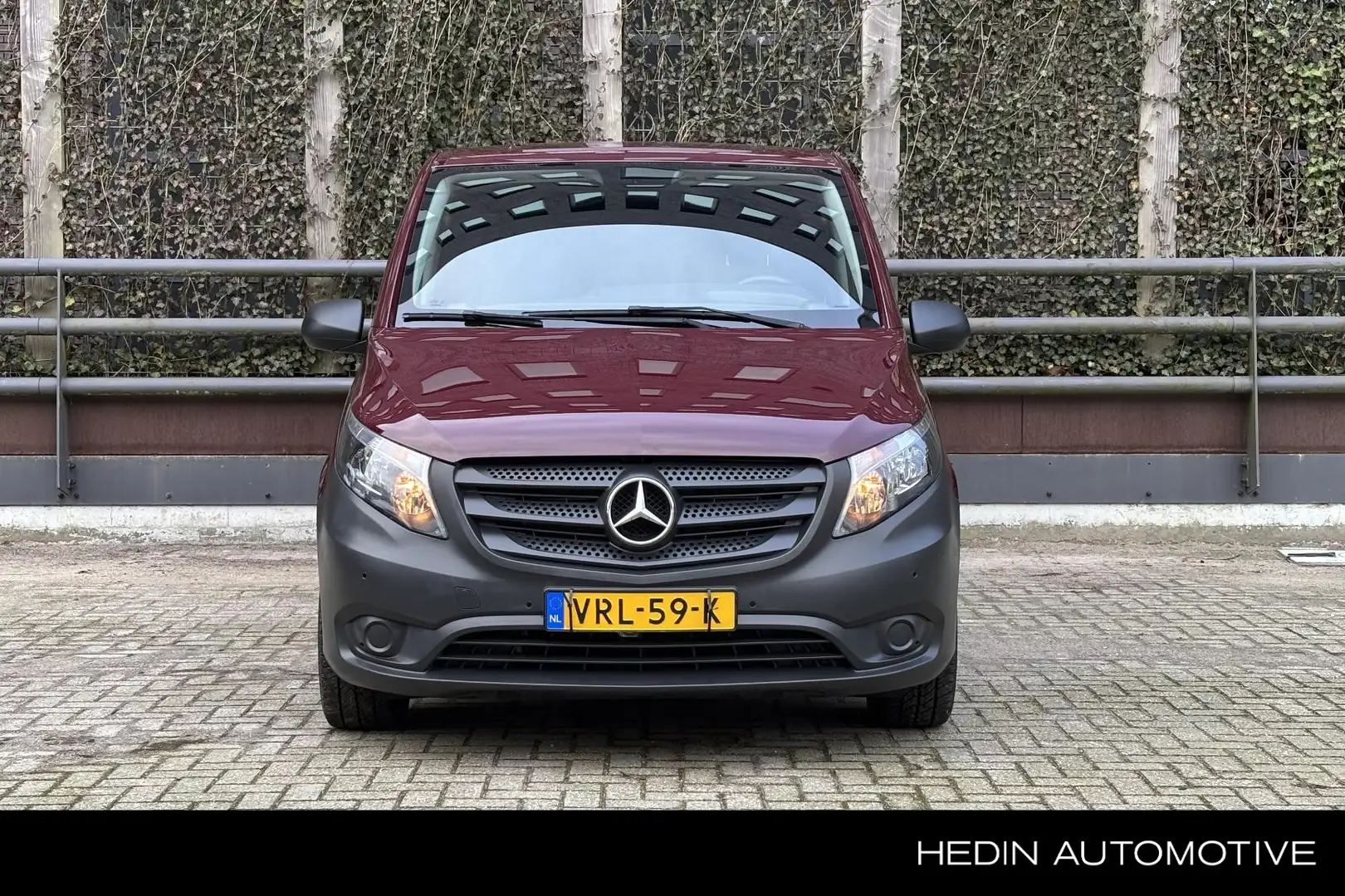 Mercedes-Benz Vito 119 L1 Automaat | Trekhaak | Parktronic | Stoelver Rood - 2