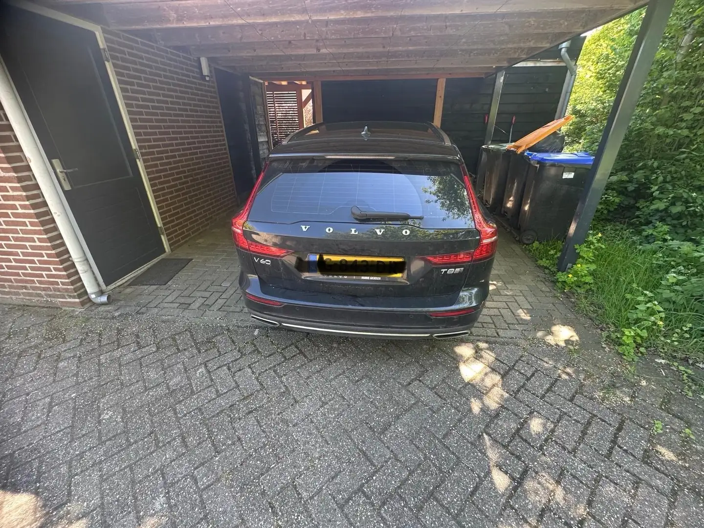 Volvo V60 V60 2.0 TE AWD Inscr. Zwart - 1