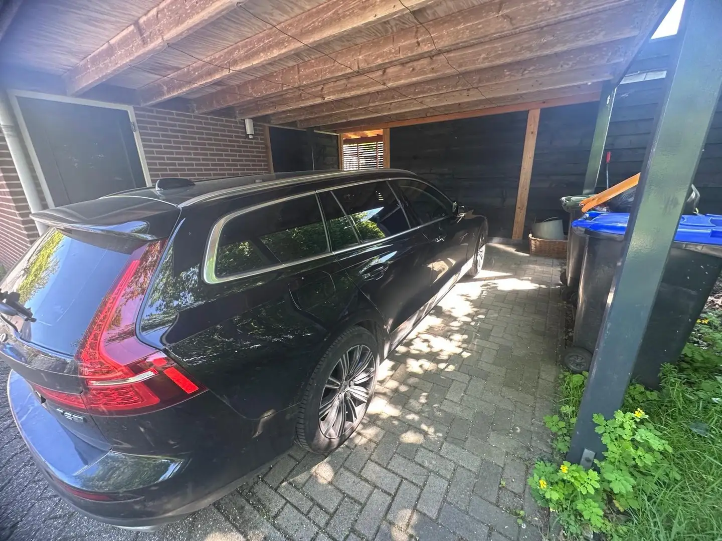Volvo V60 V60 2.0 TE AWD Inscr. Zwart - 2