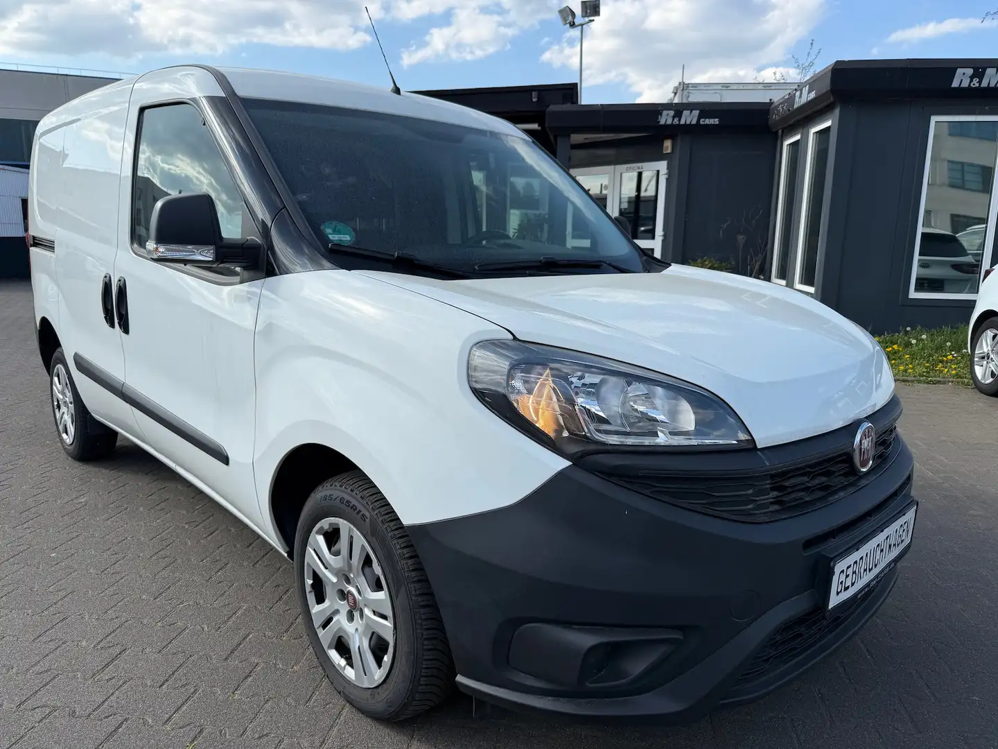Fiat Doblo Cargo 2 L1H1 Easy 1.3 Multijet 80PS Wit - 1