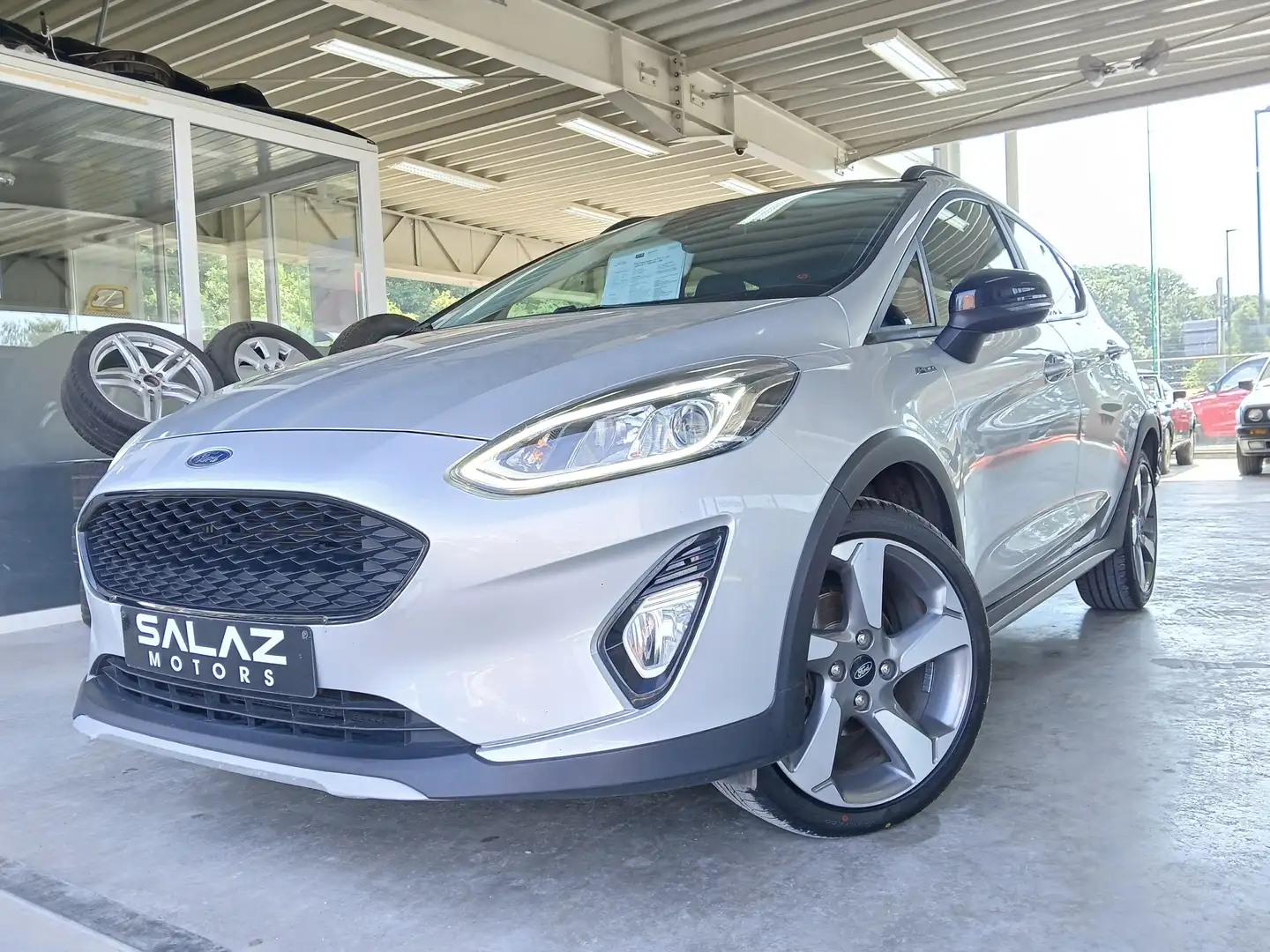 Ford Fiesta Active 1.5 TDCi 2 / LED / JANTES 17 / CRUISE / USB Argent - 2