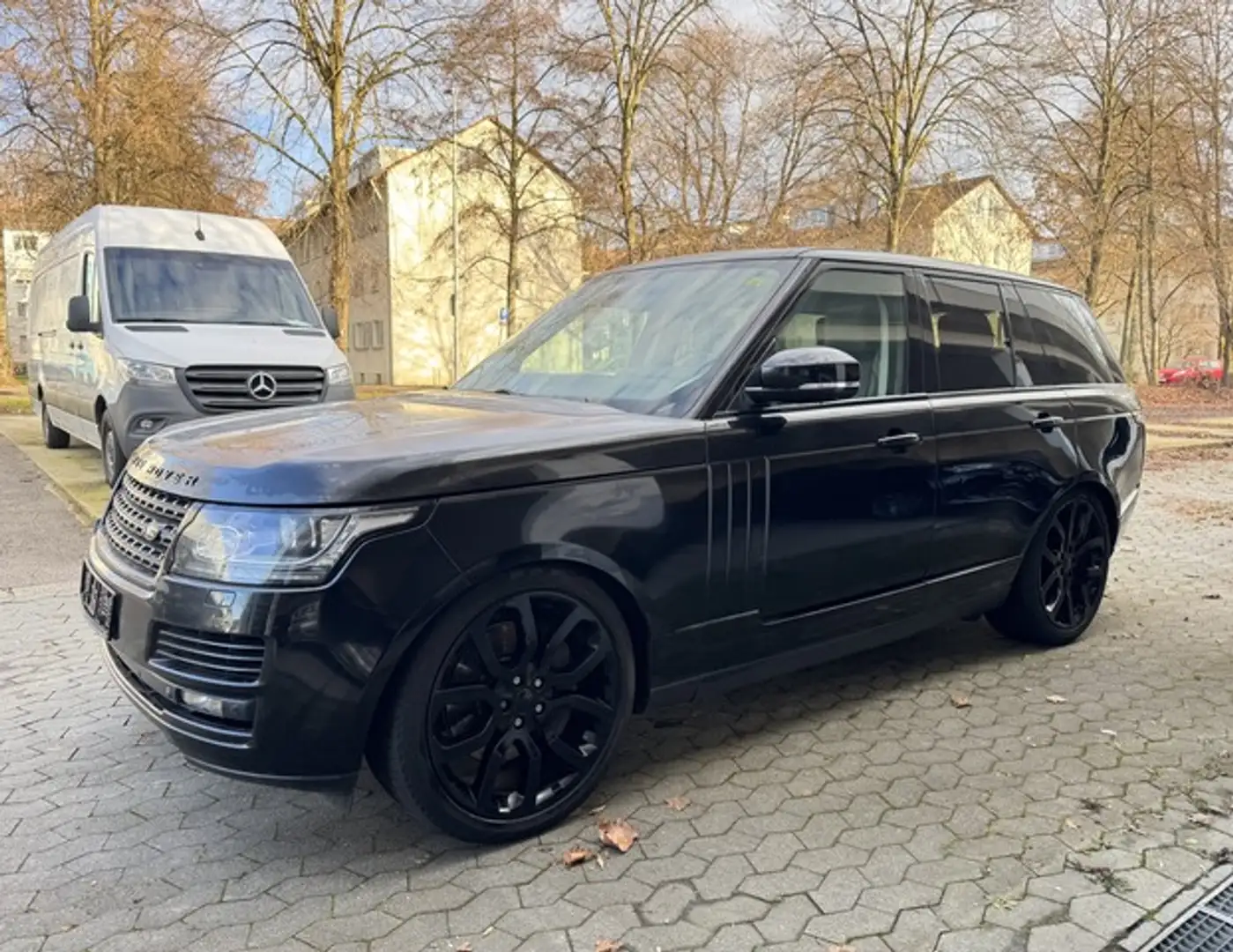 Land Rover Range Rover Vogue 4.4 SDV8 LUFT*PANO*AHK*22-ZOLL Noir - 1