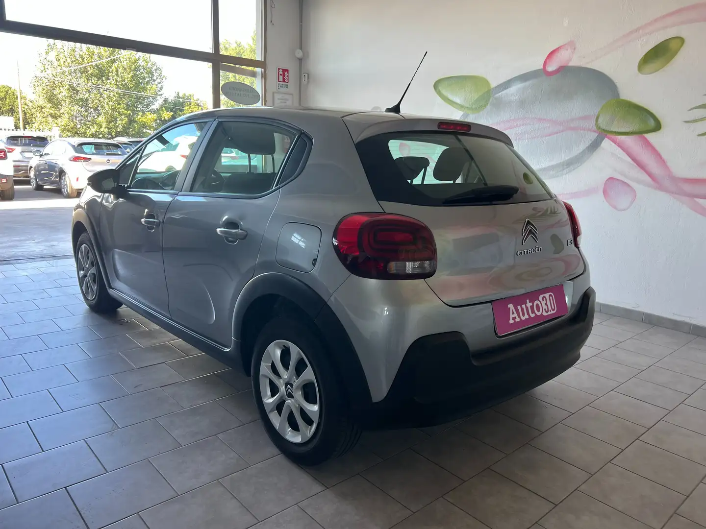 Citroen C3 C3 III 2017 1.2 puretech Feel Pack s Grijs - 2