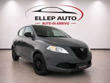 Ypsilon III 2011 1.2 8v Elefantino 69cv my14