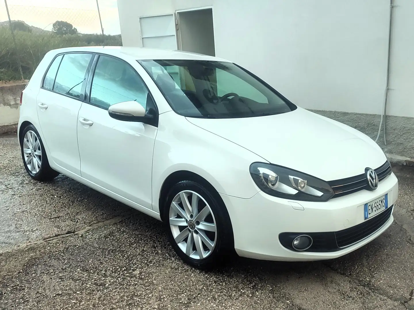 Volkswagen Golf Golf 5p 1.6 tdi Highline Bianco - 1