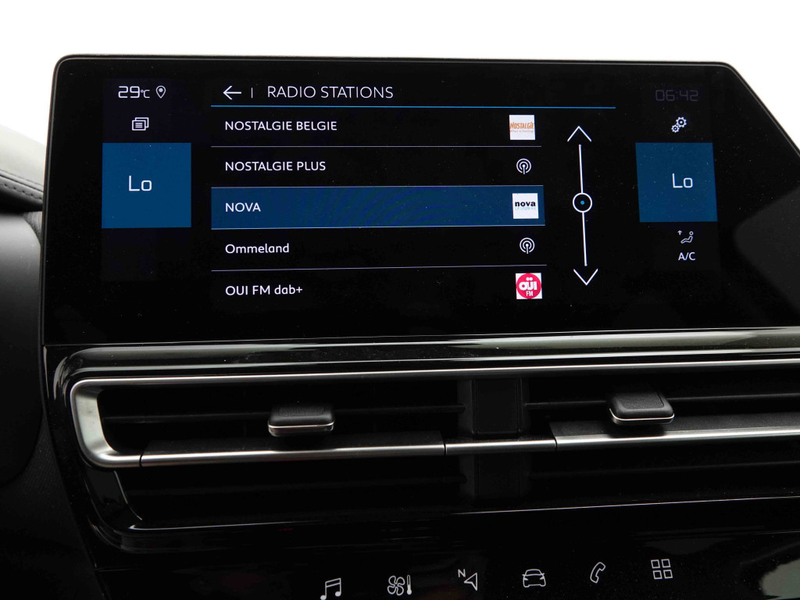 Citroen C5 Aircross 1.2 T 130 Plus | GPS | Camera | Alu18 — photo 11