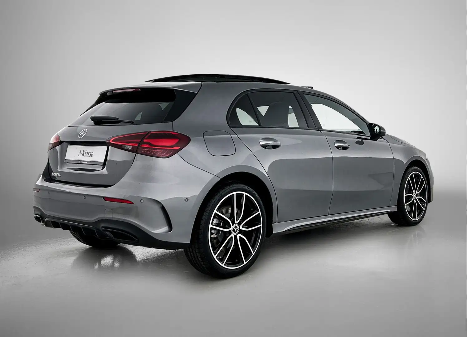 Mercedes-Benz A 250 e Business Solution AMG | AMG Line Plus pakket | N Gri - 2