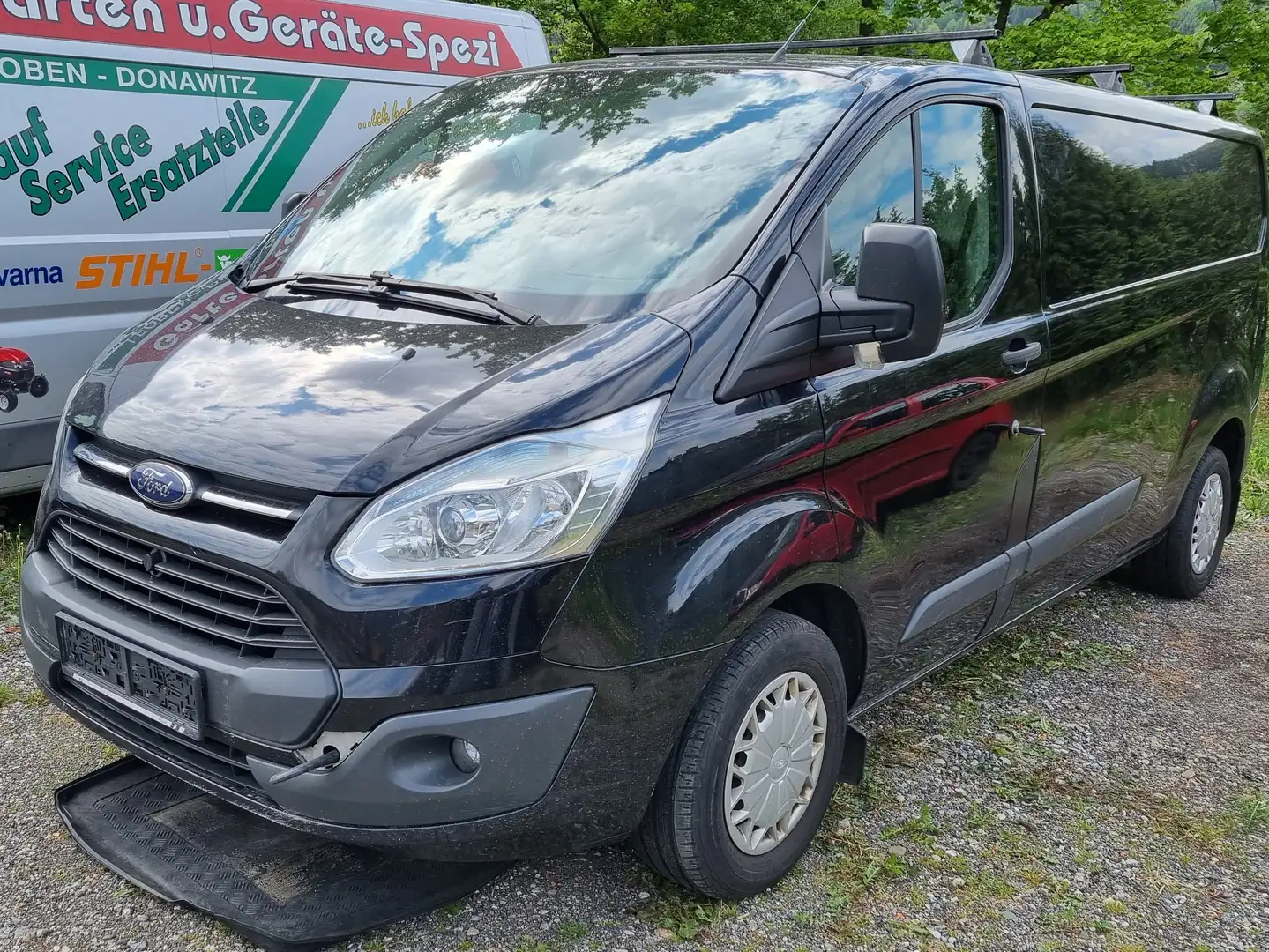 Ford Transit Custom Kasten 2,2 TDCi L1H2 Schwarz - 1