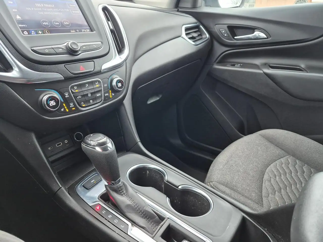 Chevrolet Equinox снимка Chevrolet Equinox