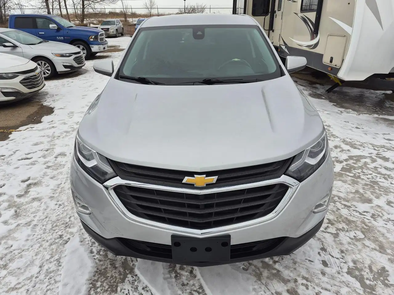 Chevrolet Equinox снимка Chevrolet Equinox