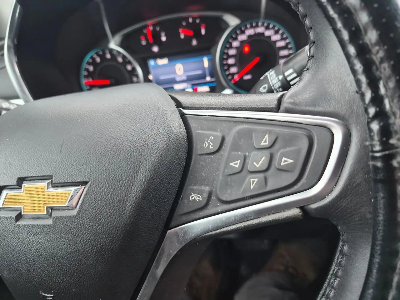 Chevrolet Equinox снимка Chevrolet Equinox