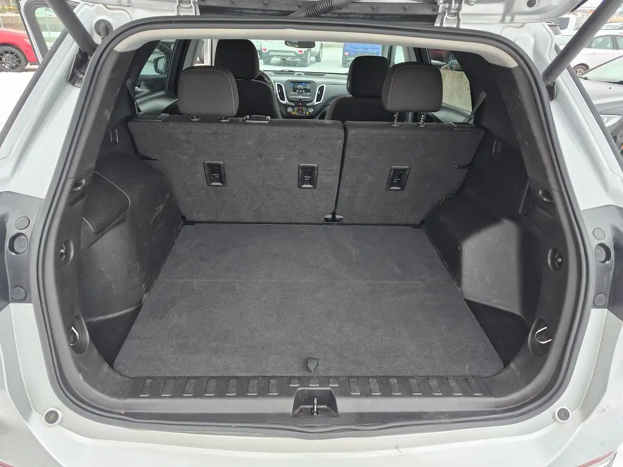 Chevrolet Equinox снимка Chevrolet Equinox