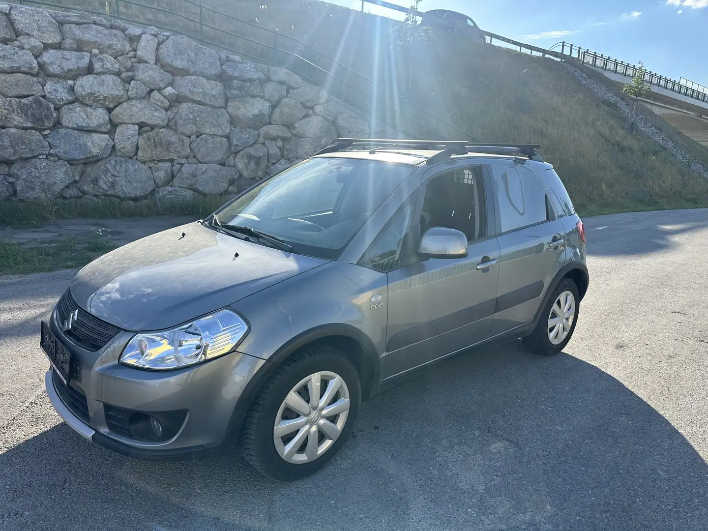 Suzuki SX4 1.9 DDiS DPF 4x4 Comfort Fiskal Umbau LKW Zulasse Grau - 1