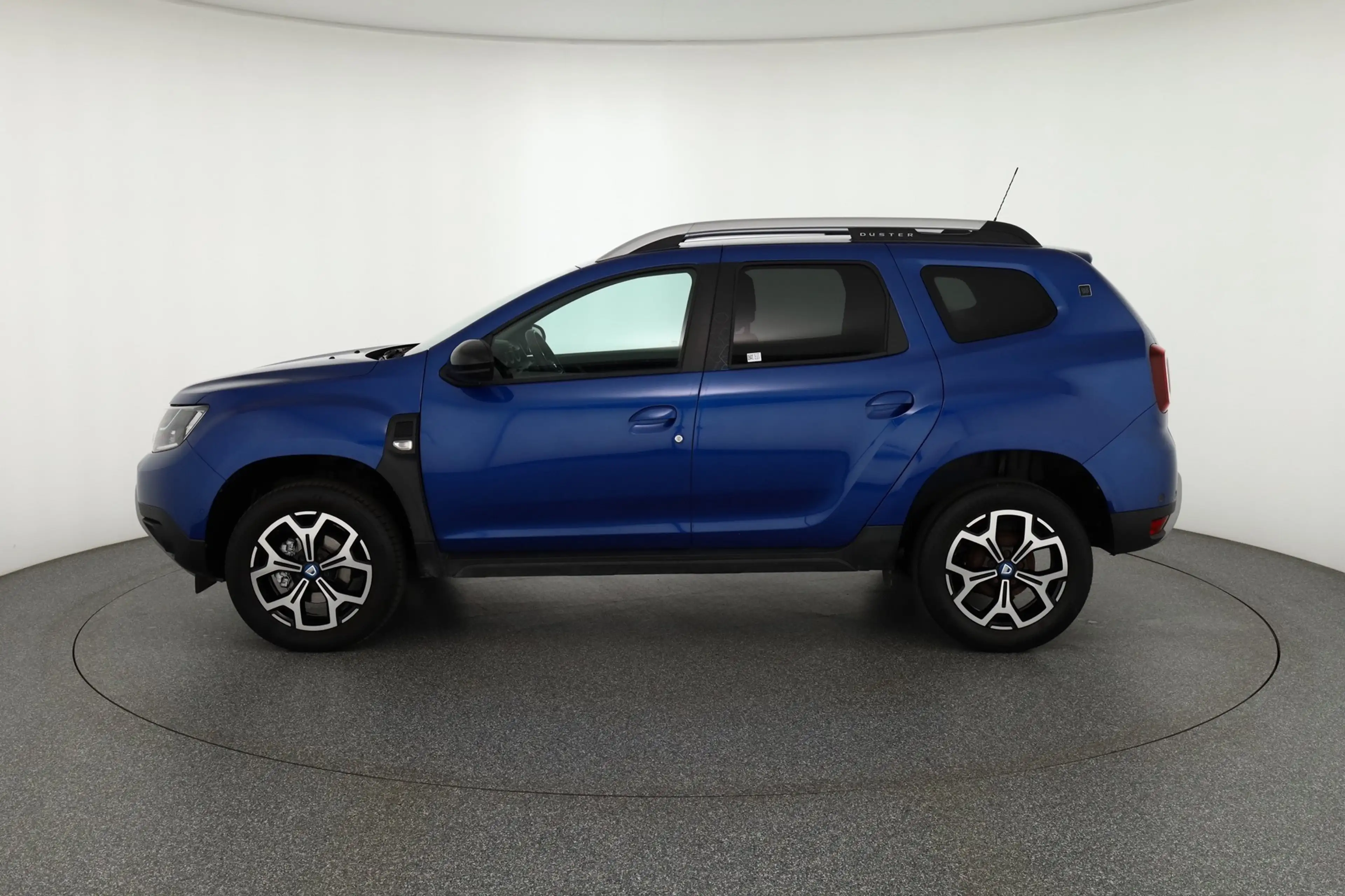 Dacia Duster II 1.3 TCE Celebration Navi Kamera AHK — photo 2