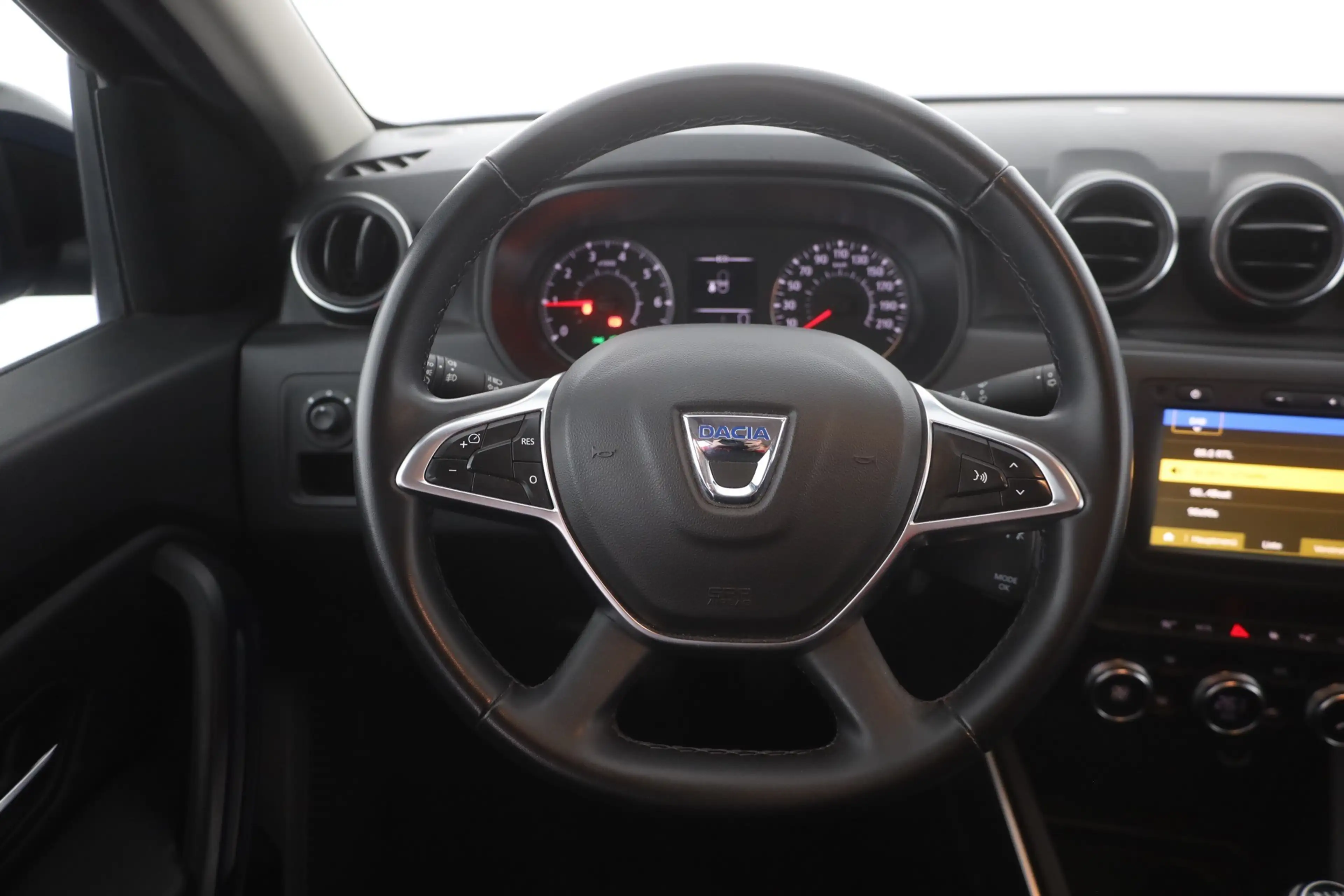 Dacia Duster II 1.3 TCE Celebration Navi Kamera AHK — photo 14