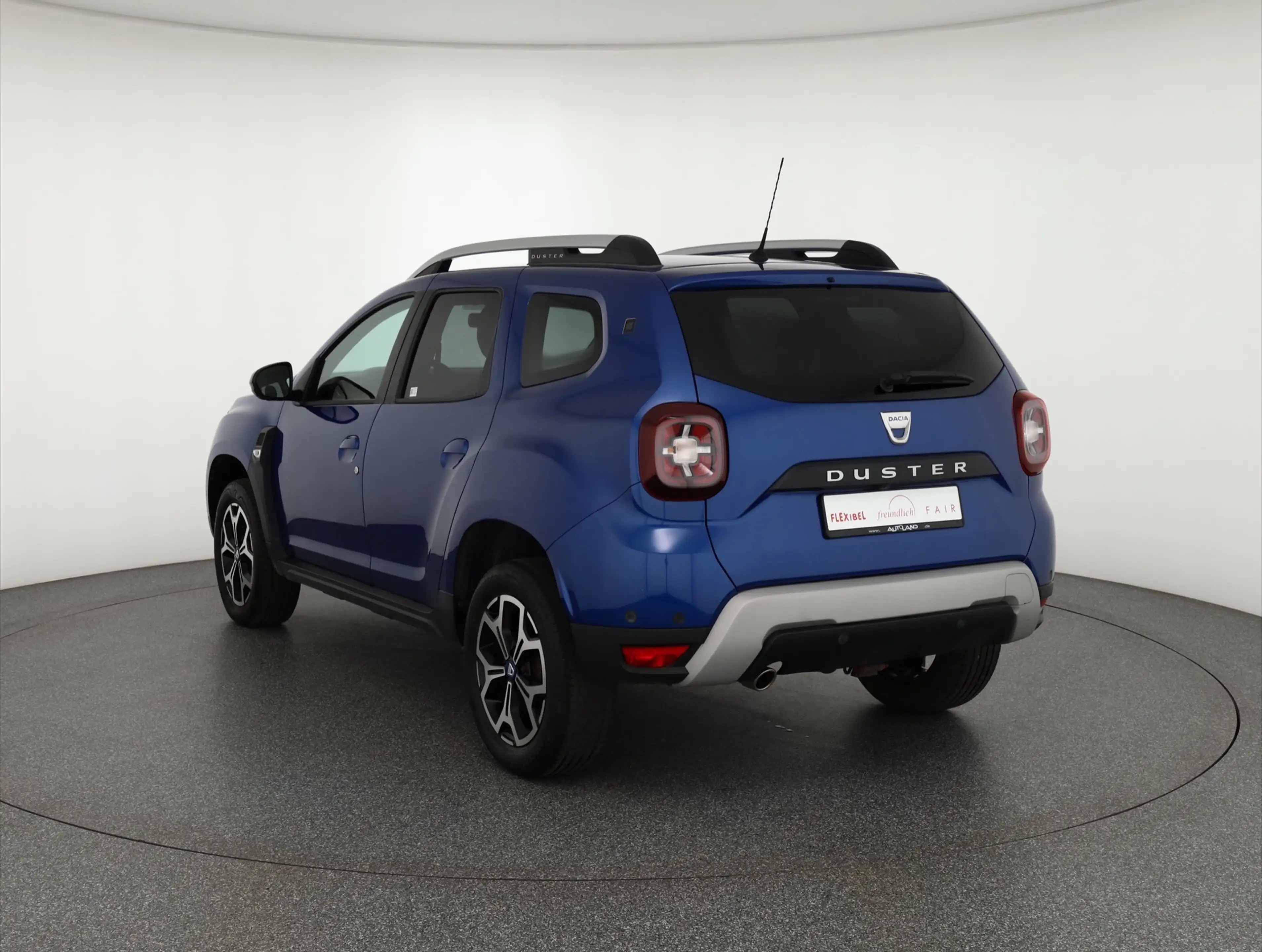 Dacia Duster II 1.3 TCE Celebration Navi Kamera AHK — photo 3