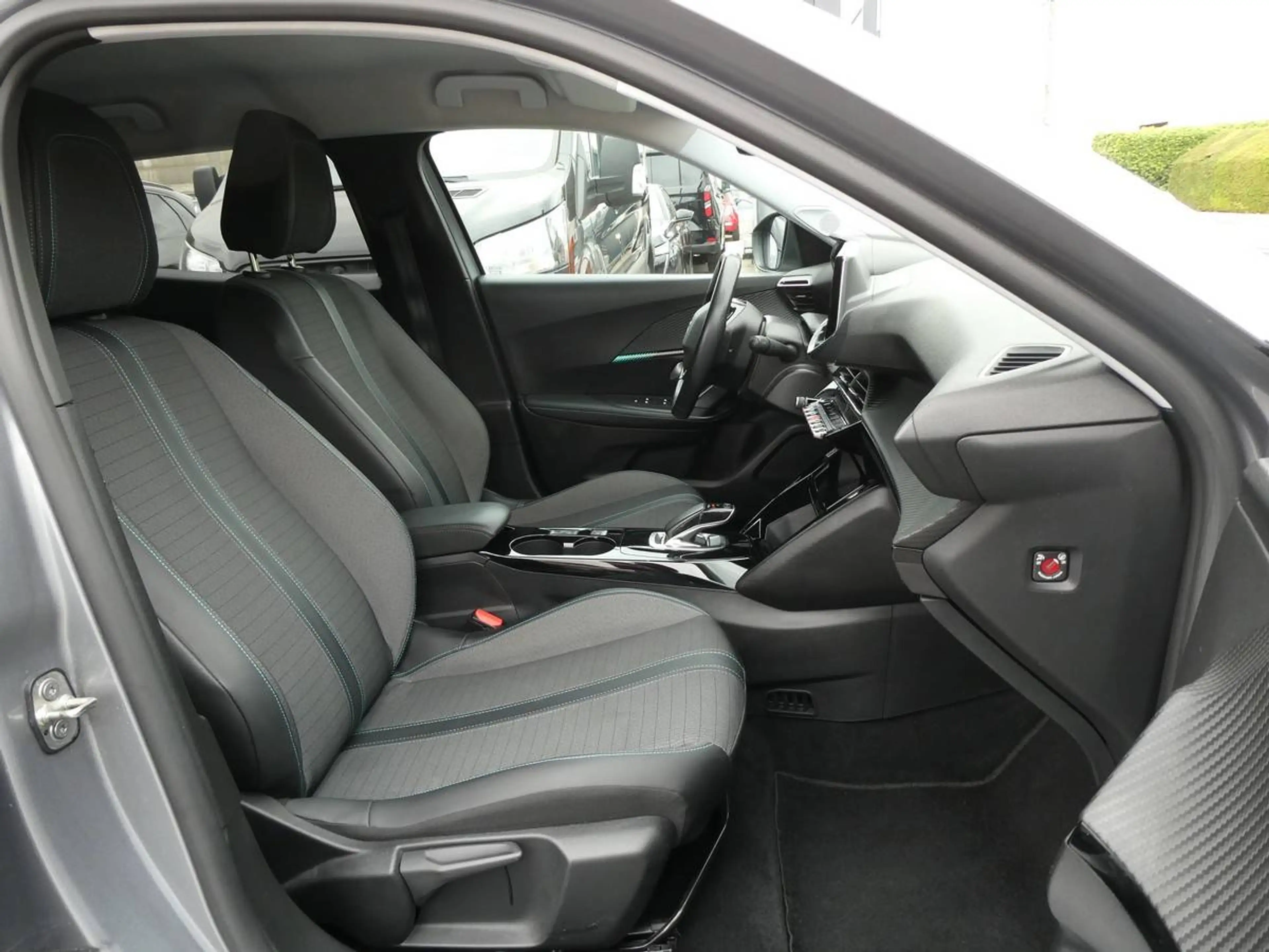 Peugeot e-2008 Electric 136pk Automaat Allure Camera '21 62000km (87038) — photo 9