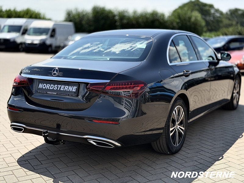 Mercedes-Benz E 220 E 220 d Avantgarde NAVI+LED+AHK+KAMERA+MBUX BC — photo 8