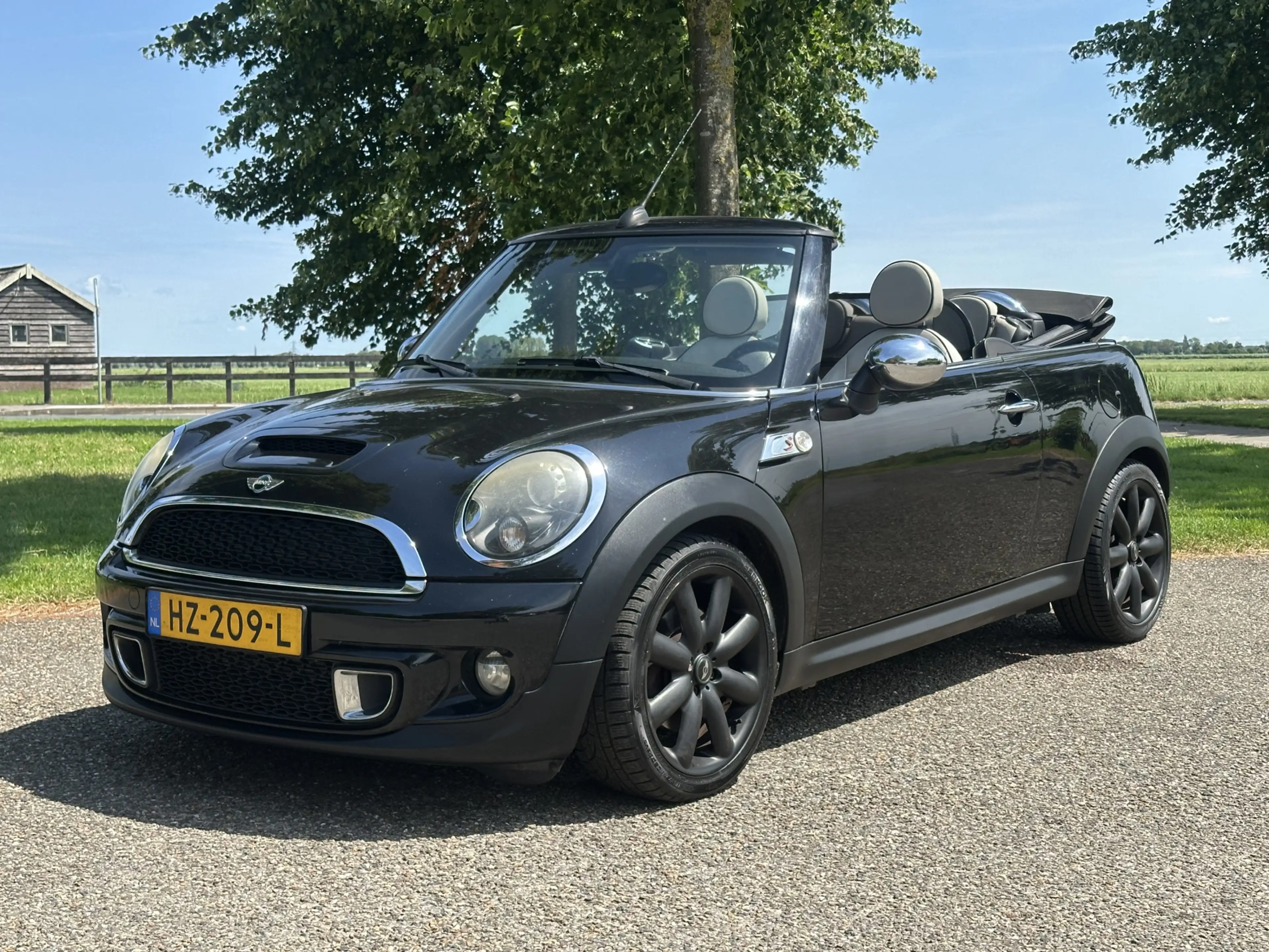 MINI Cooper S Cabrio 1.6 Autom * Nav * dealer auto