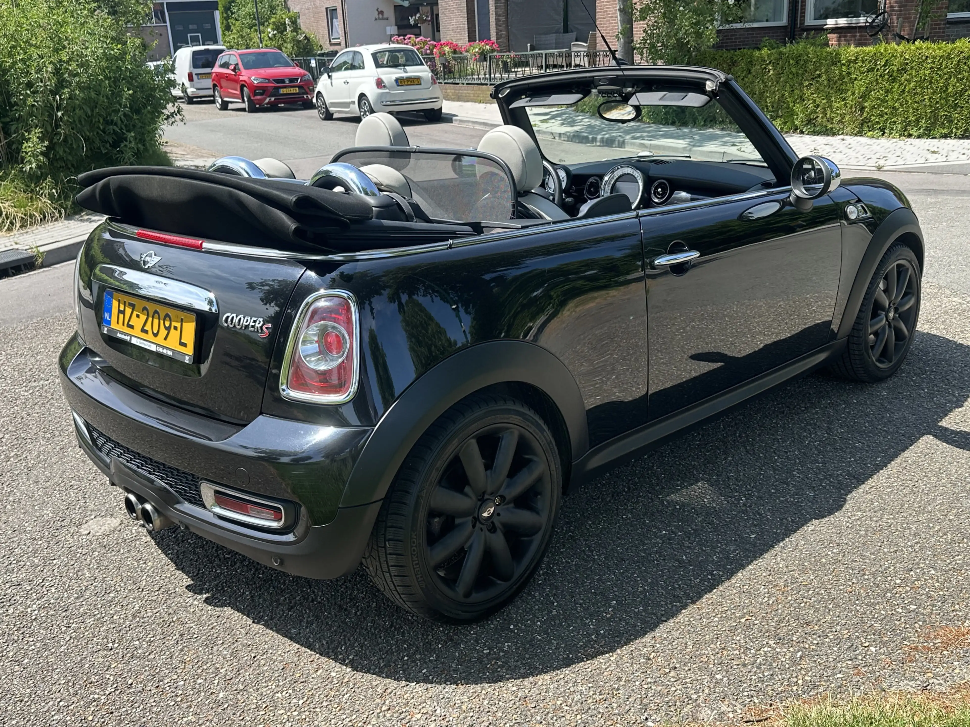 MINI Cooper S Cabrio 1.6 Autom * Nav * dealer auto — photo 3