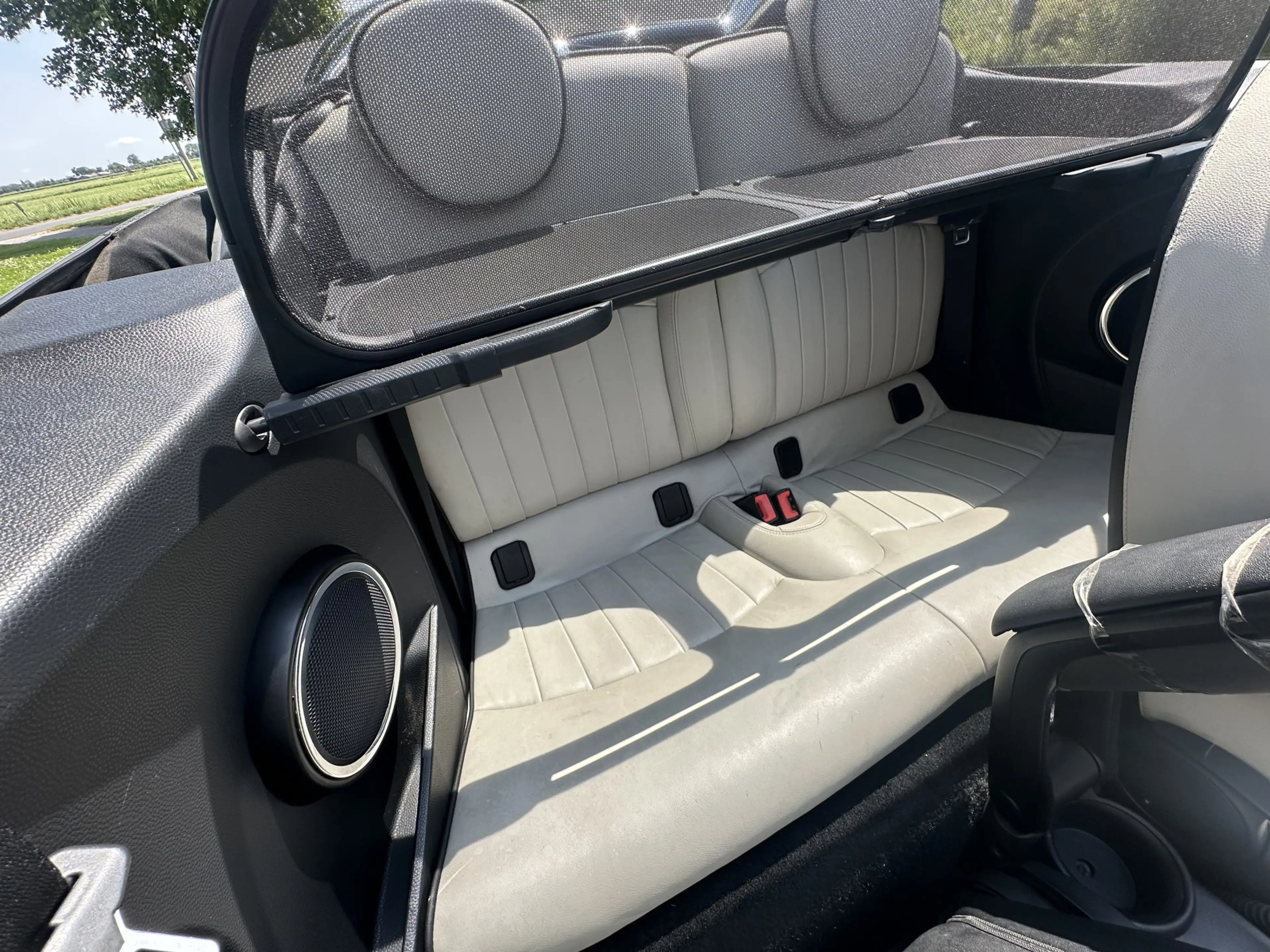 MINI Cooper S Cabrio 1.6 Autom * Nav * dealer auto — photo 9