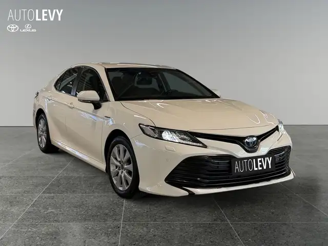 Toyota Camry view 8
