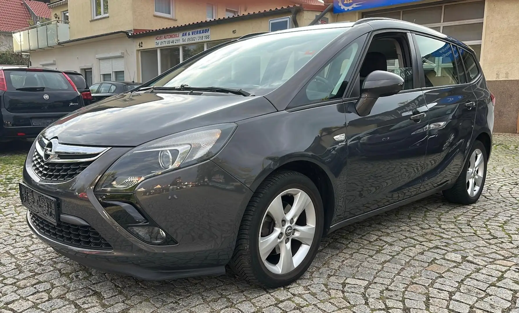 Opel Zafira Tourer Drive.   Für Gewerbliche Gris - 1