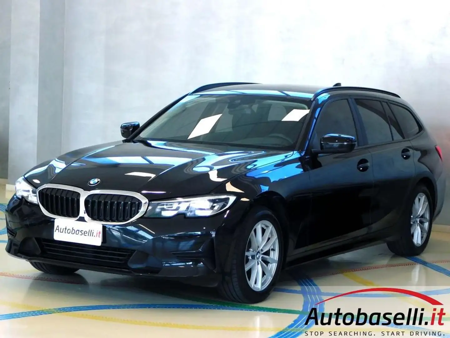 BMW 320 D TOURING BUSINESS ADVANTAGE AUTOMATIC LED Zwart - 1