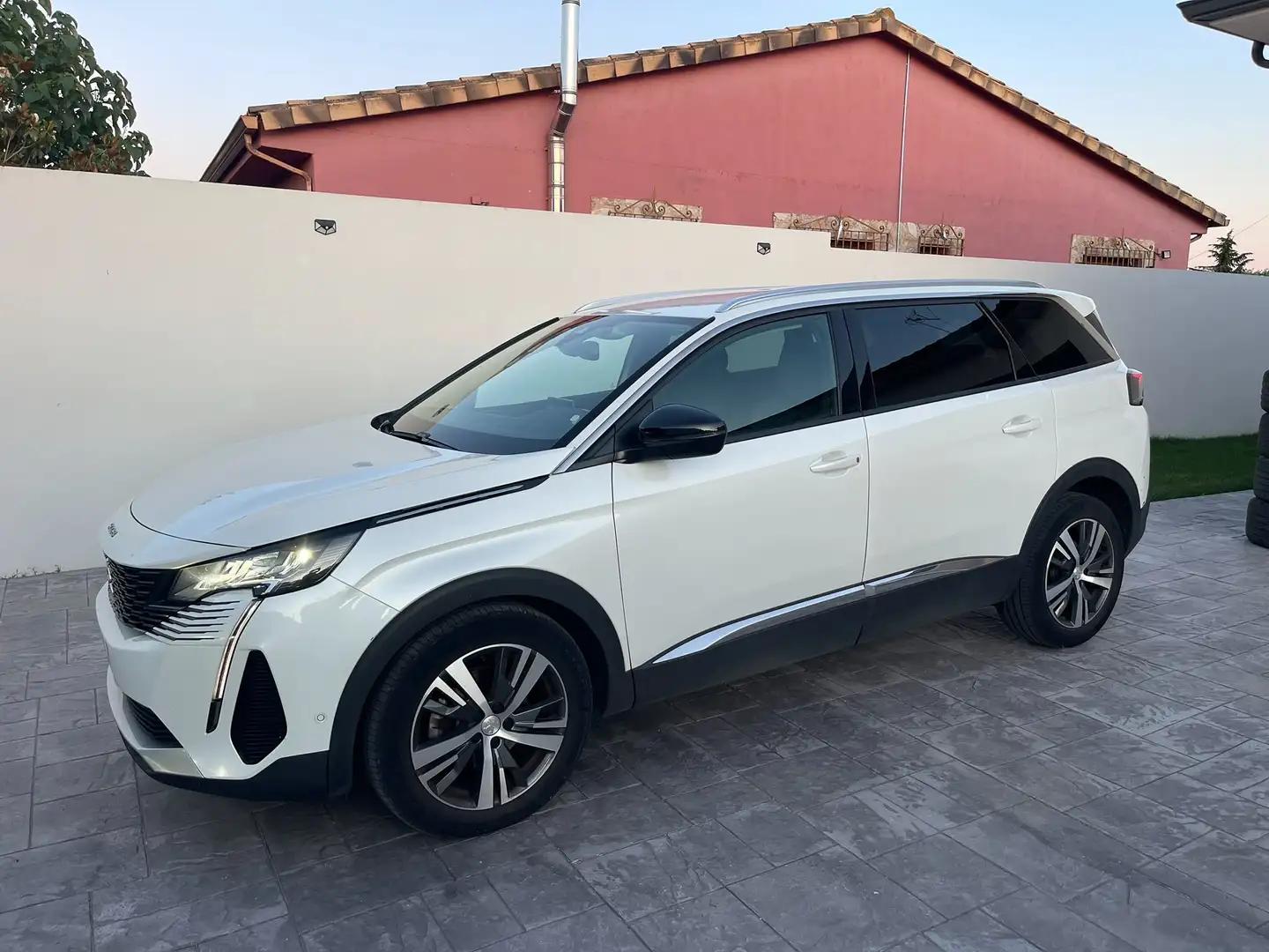 Peugeot 5008 2.0BlueHDi S&S Allure Pack EAT8 180 - 2
