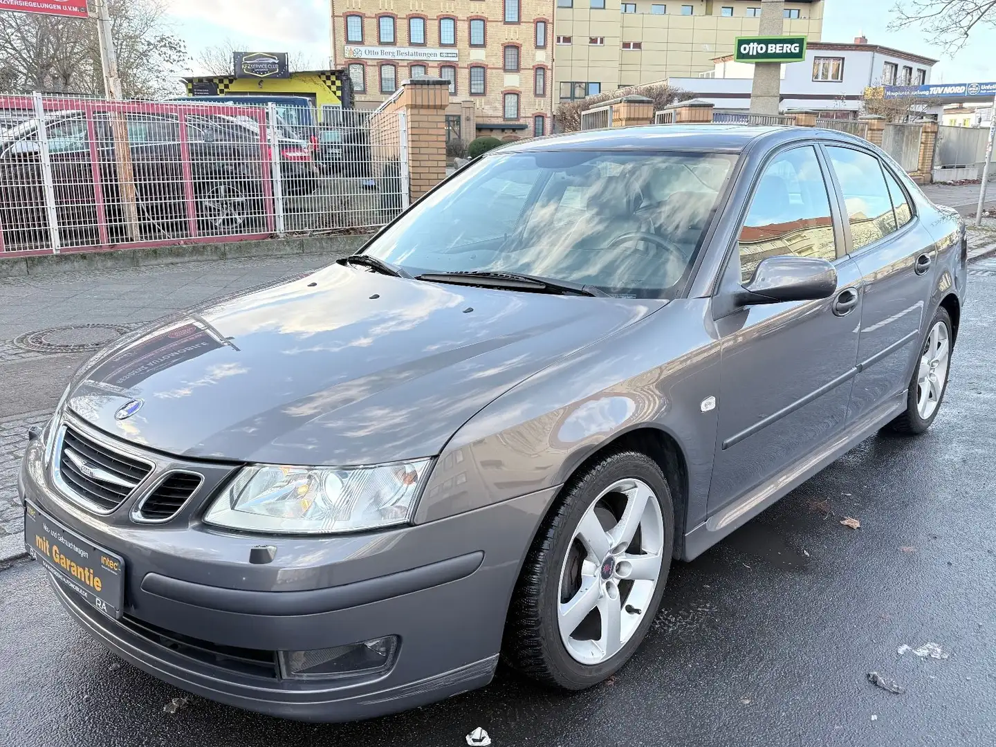 Saab 9-3 1.9 TiD*ARC*SPORT *AUTOMATIK*S-DACH*XENON* Grau - 1