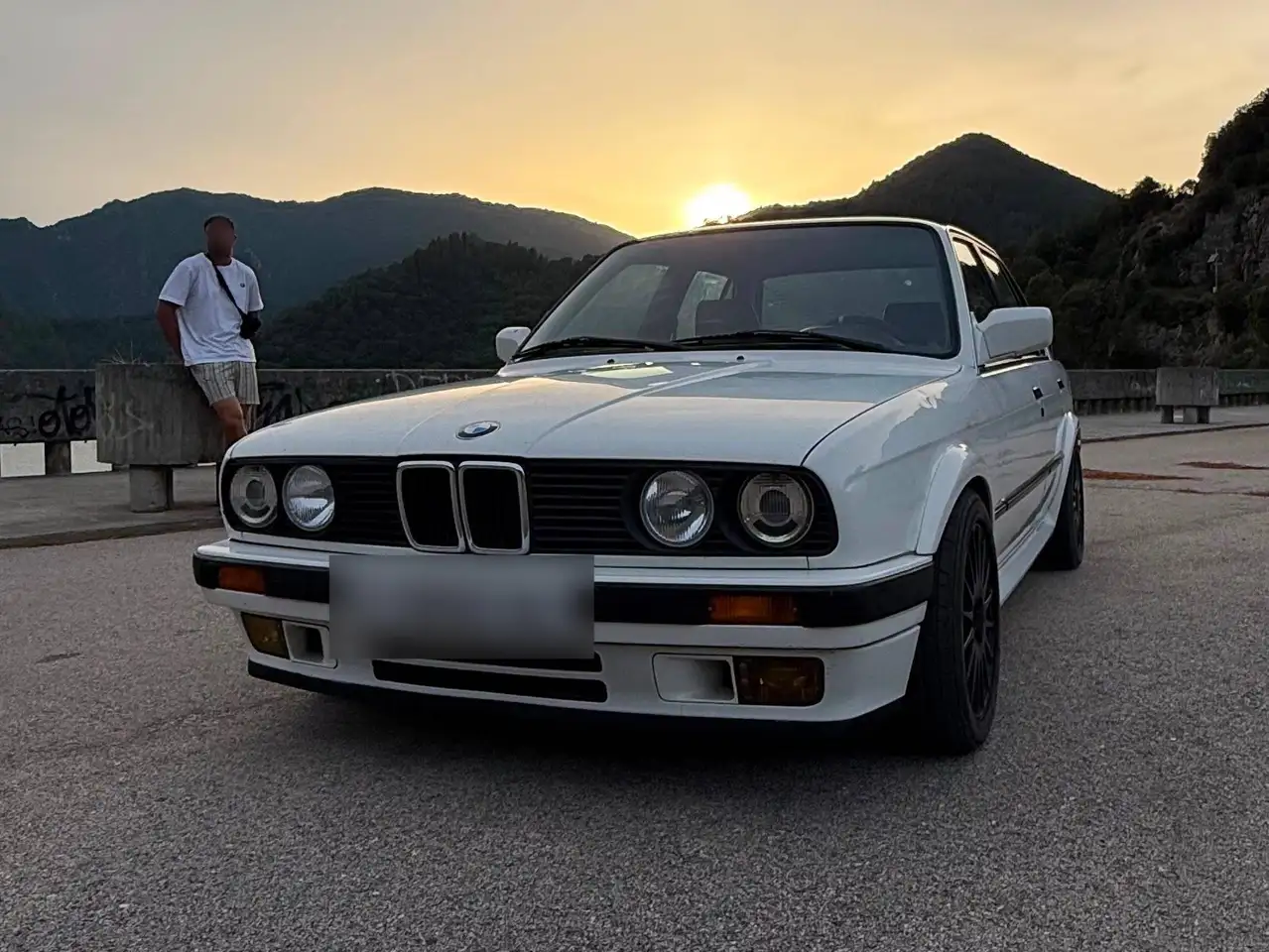BMW 325 Ix, foto 3
