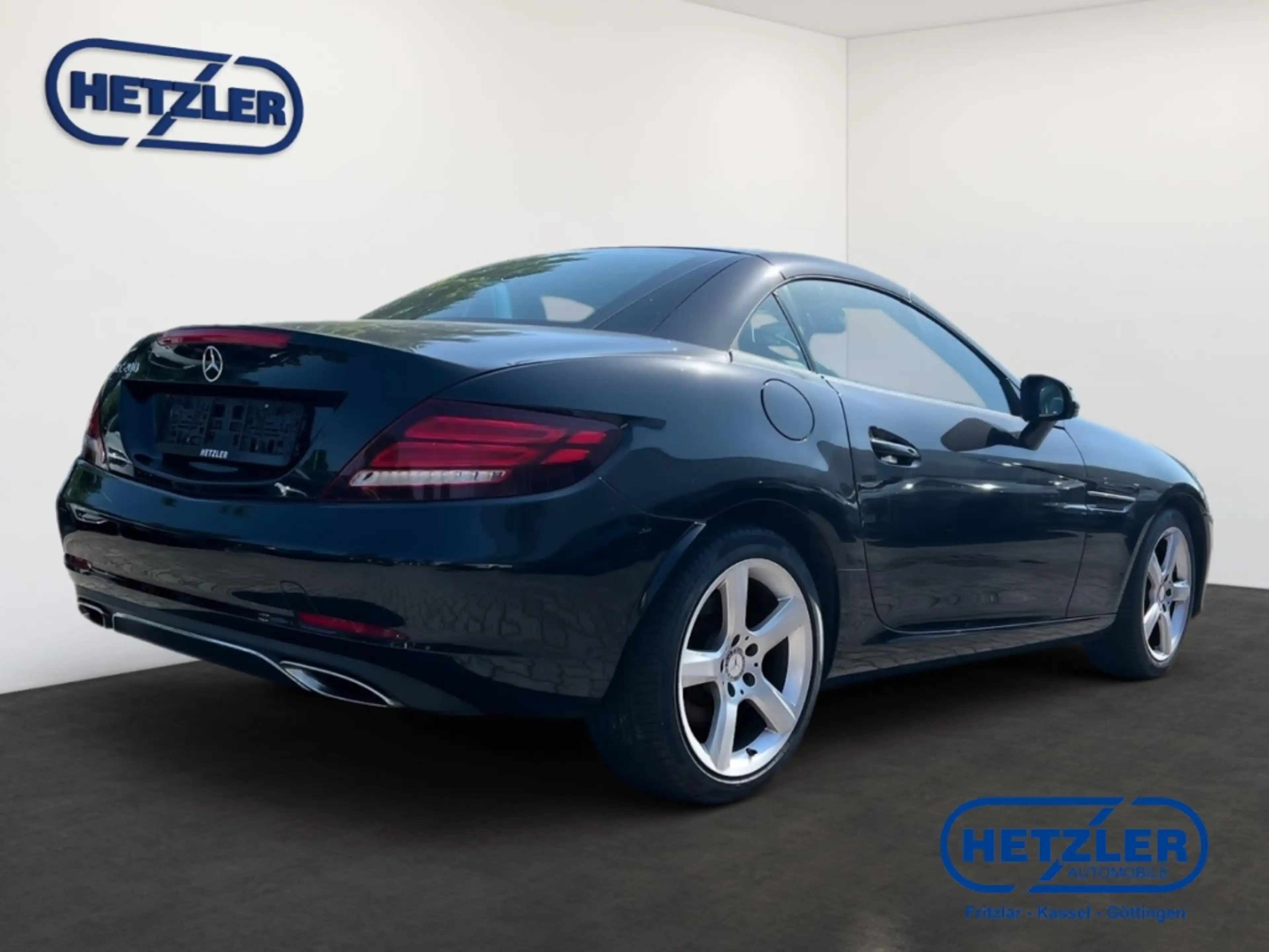 Mercedes-Benz SLC 200 -Klasse Roadster El. Panodach Navi Leder LED Blend — photo 3