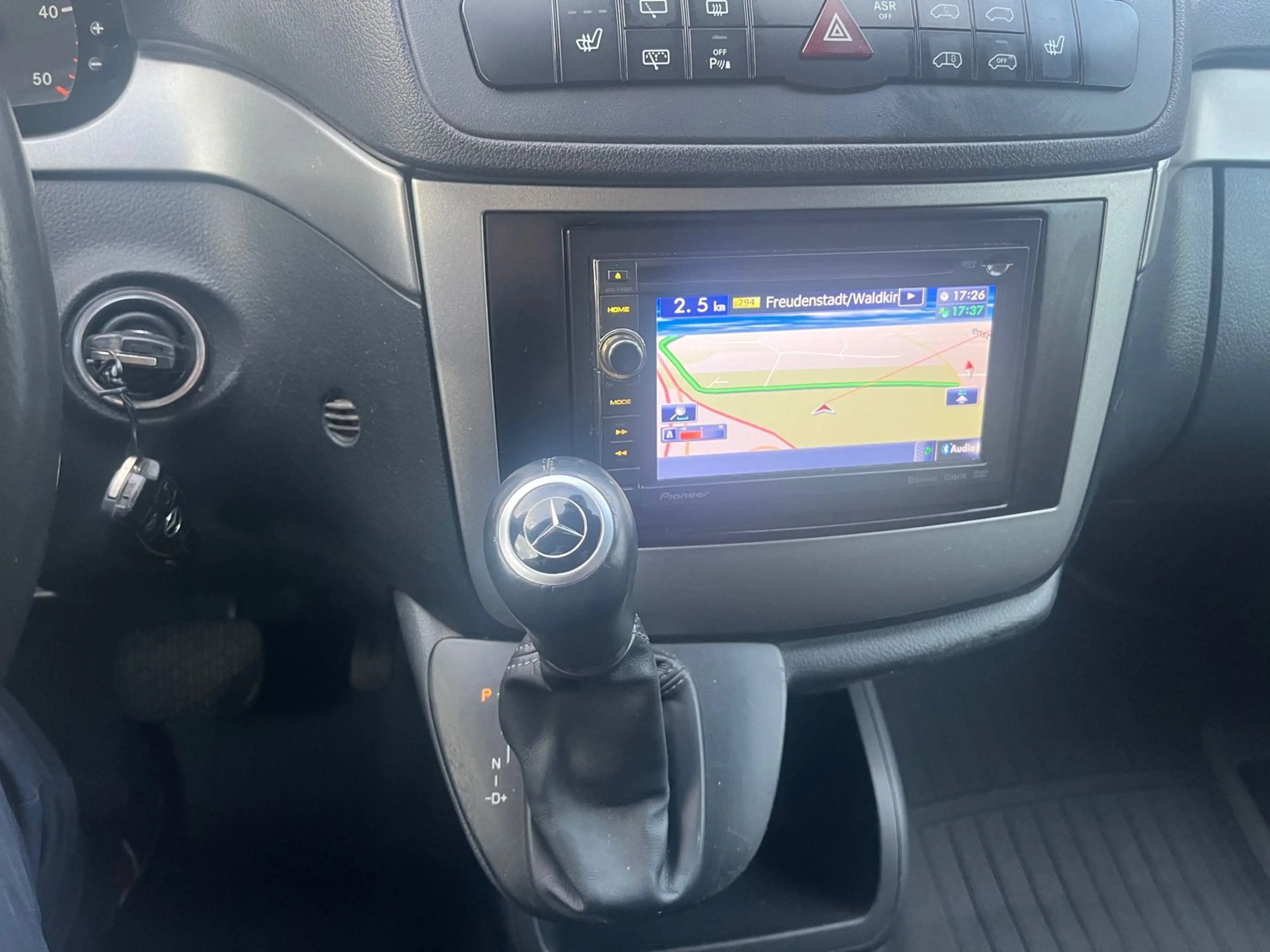 Mercedes-Benz Vito Kasten 122 CDI lang EFFECT — photo 8
