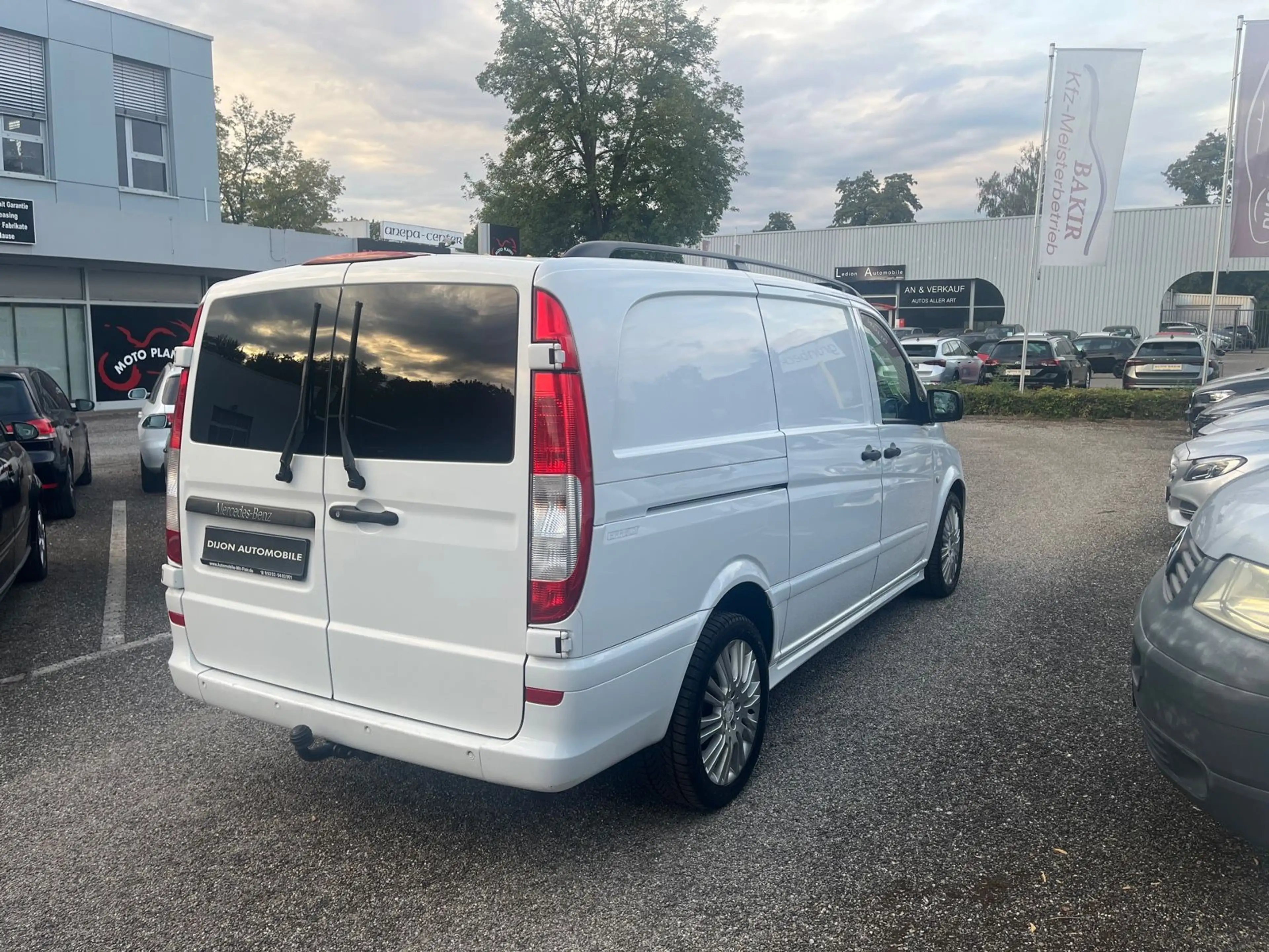 Mercedes-Benz Vito Kasten 122 CDI lang EFFECT — photo 4