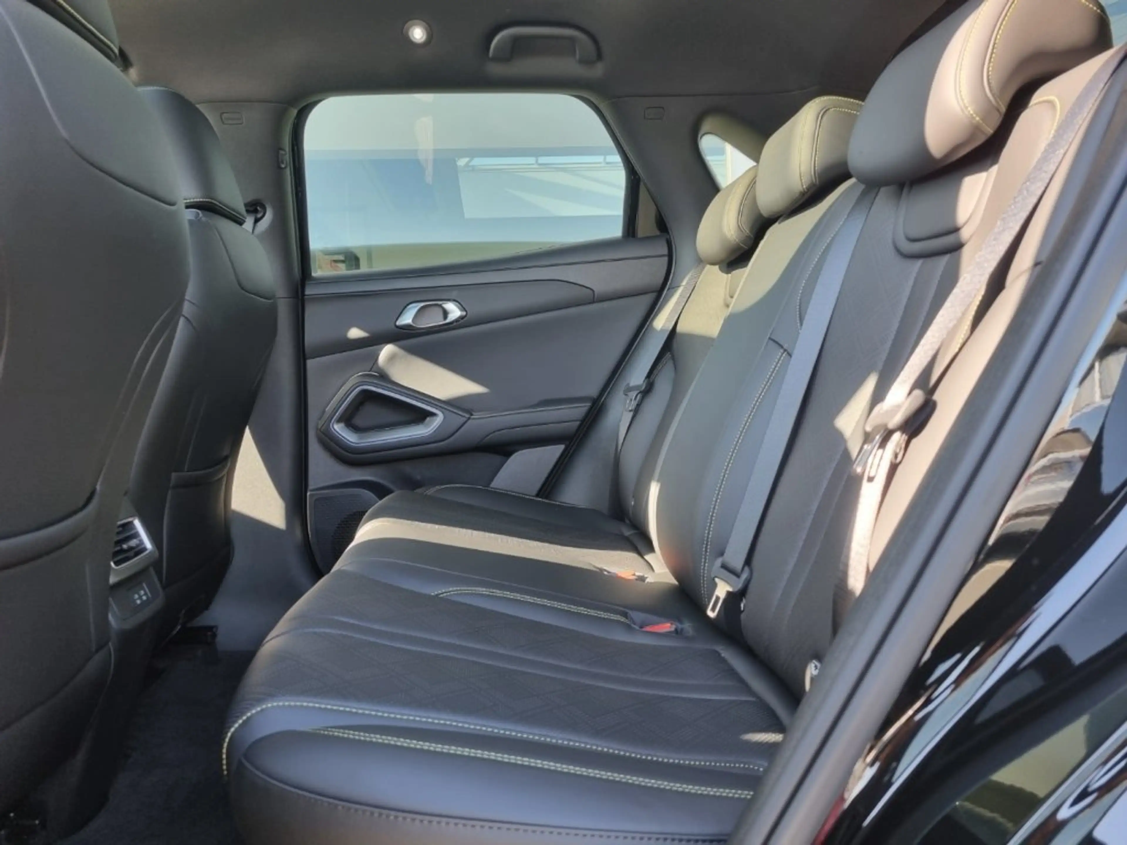 BYD Atto 2 DM-i Boost — photo 15