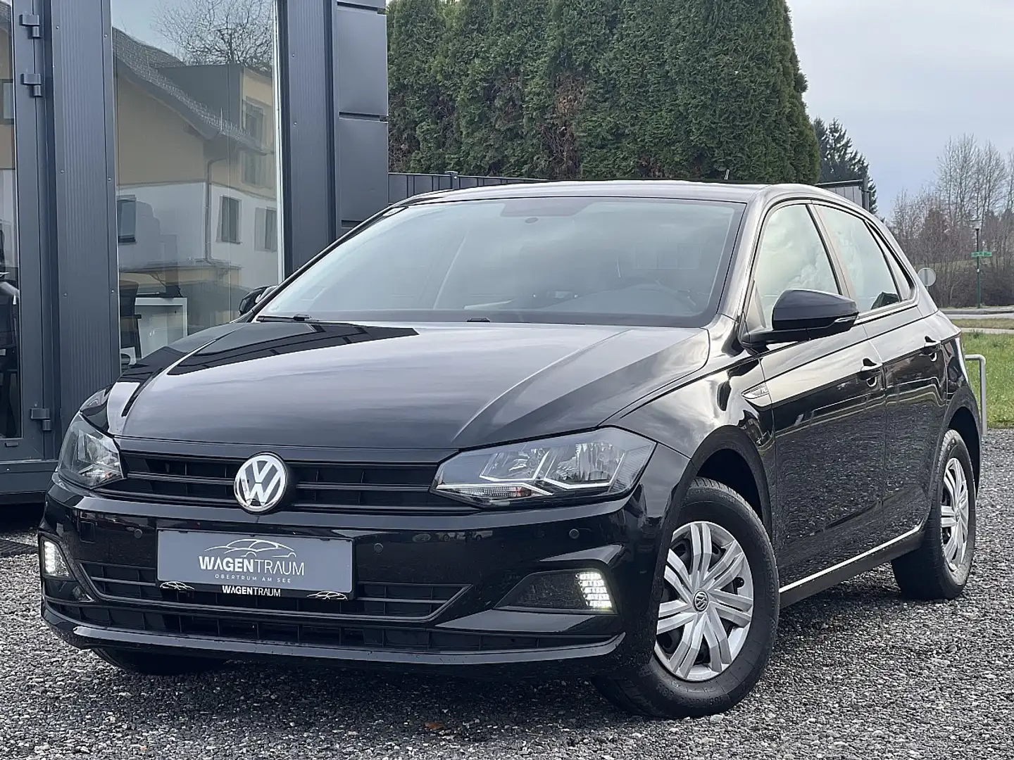 Volkswagen Polo 1,0*KLIMA*PDC*KREDIT*8-FACH Schwarz - 1